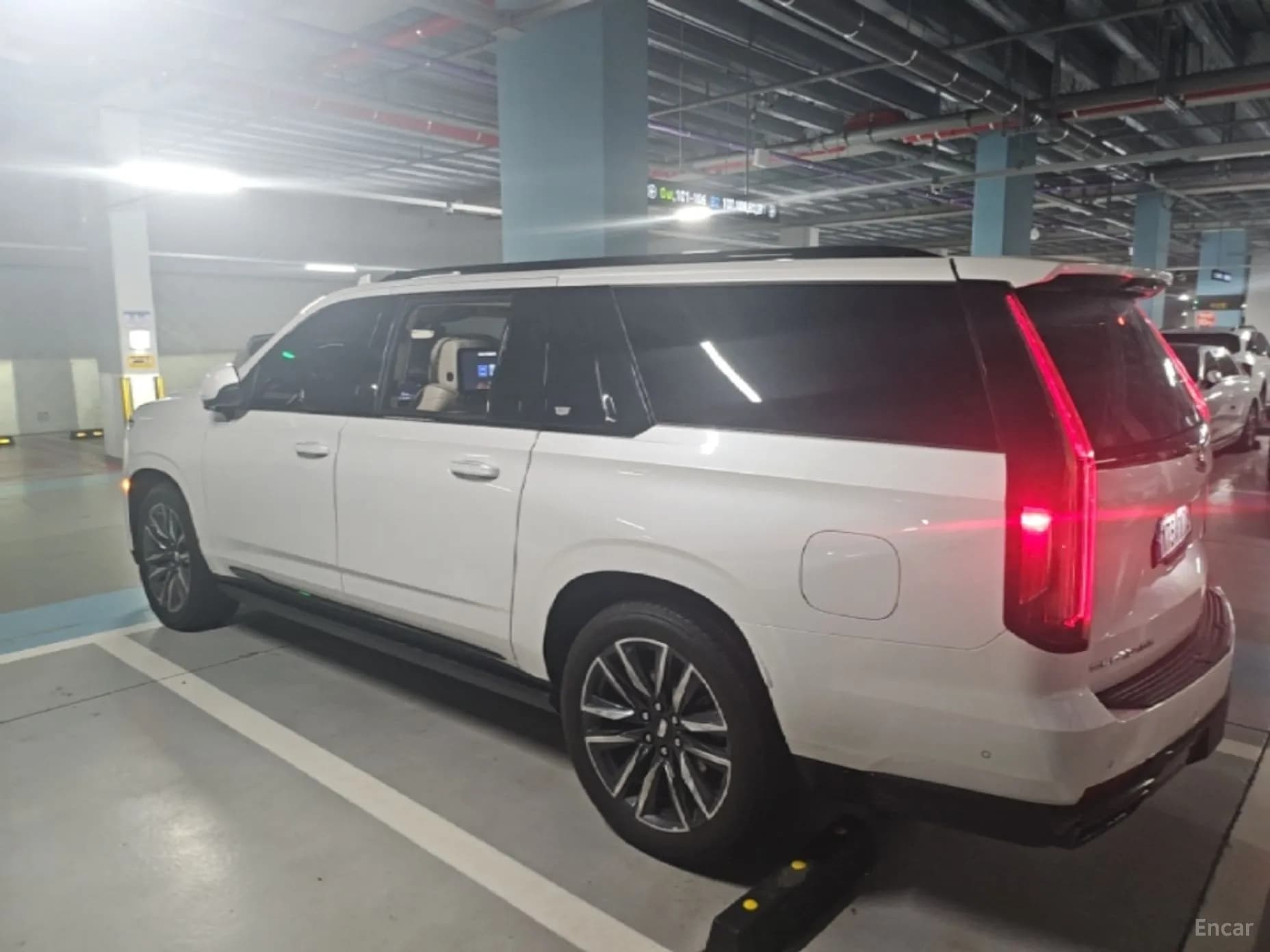 Escalade 5th Generation