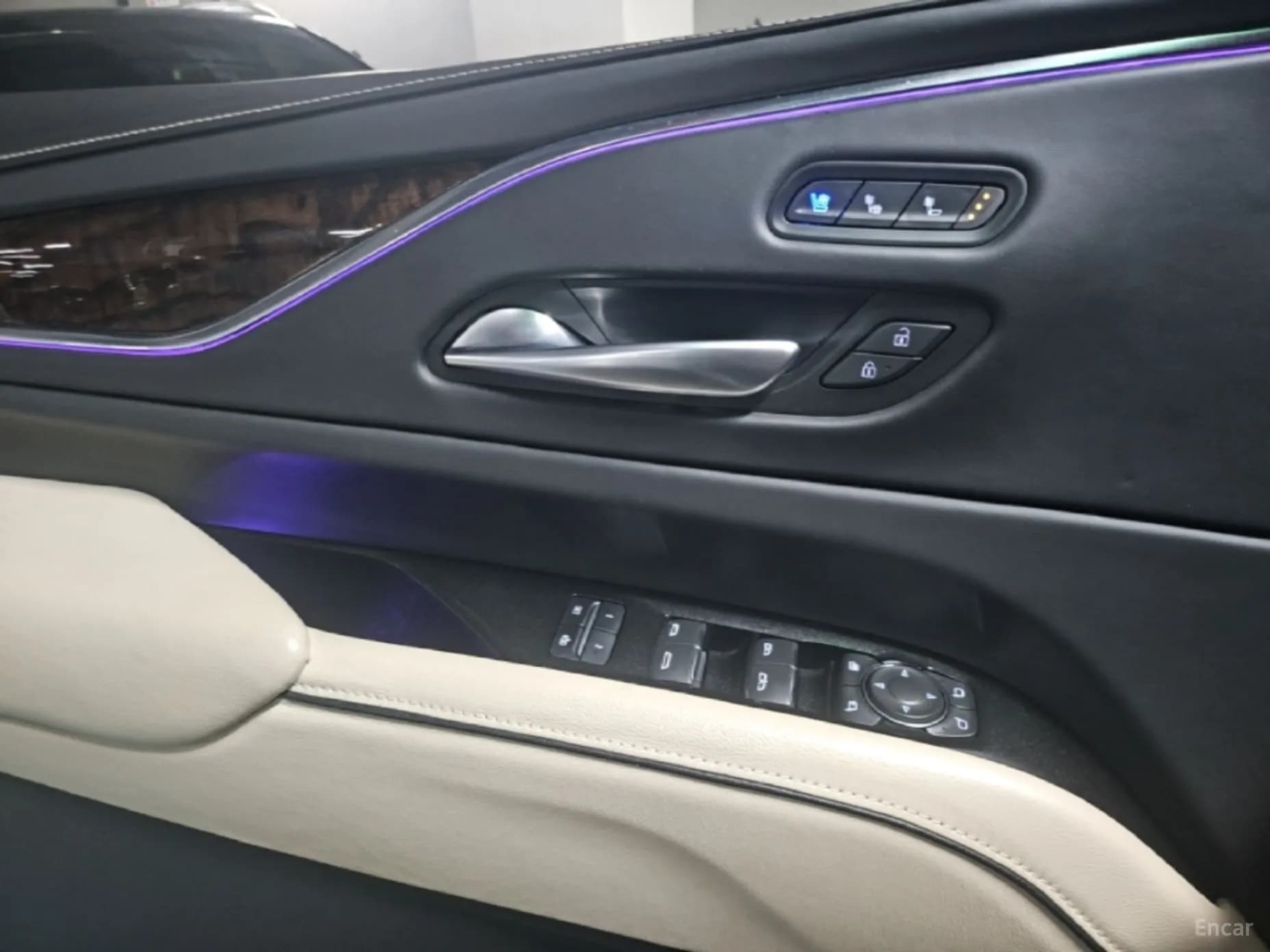 Escalade 5th Generation