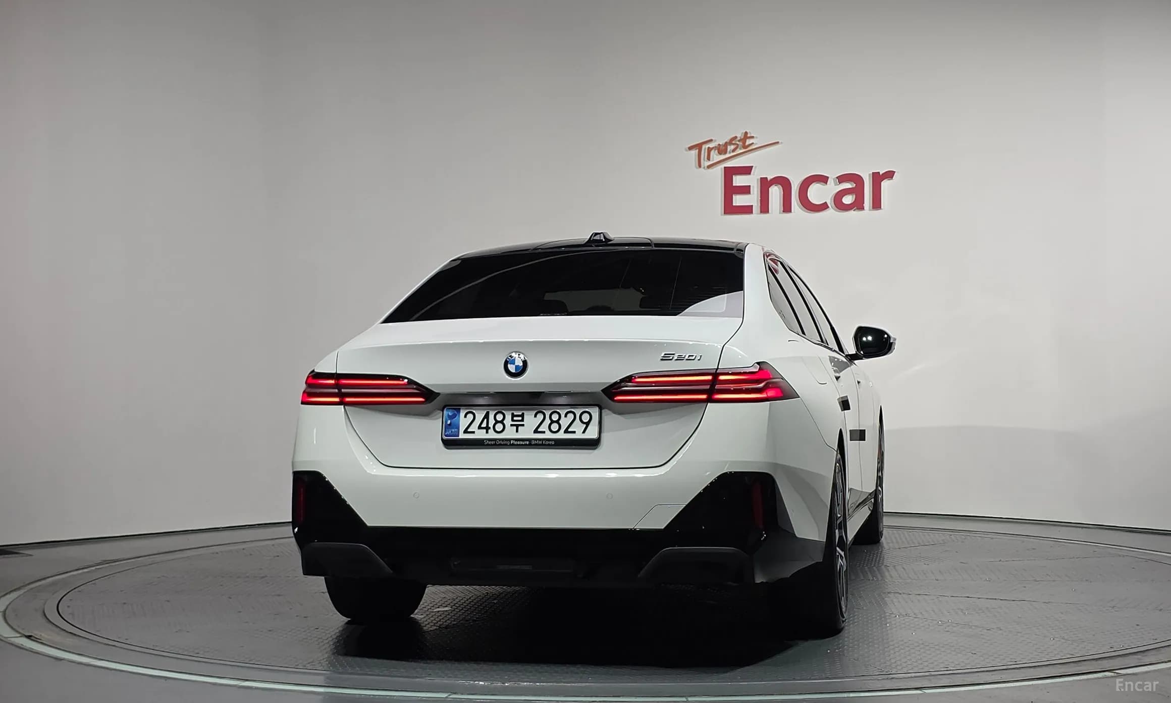 5 Series (G60)