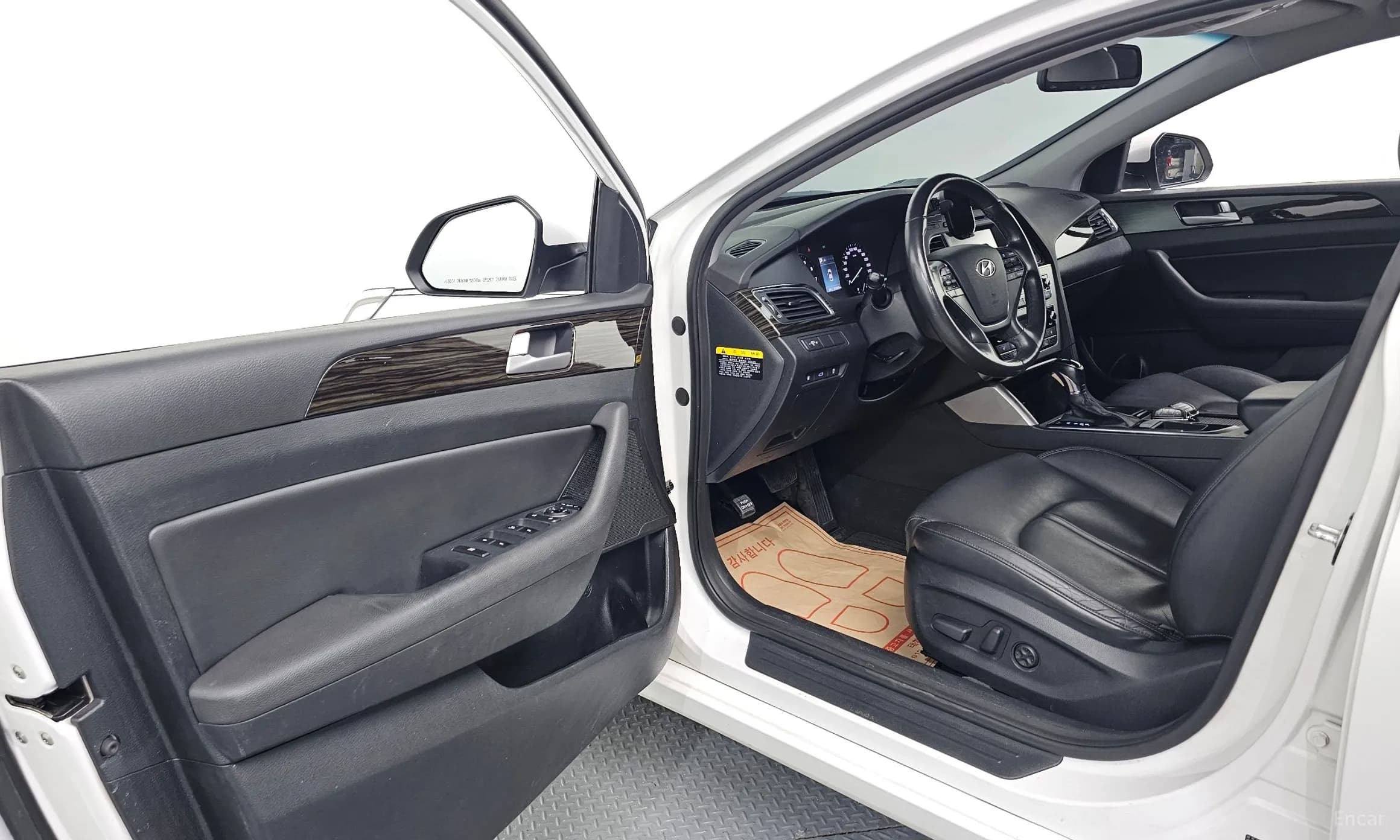 LF Sonata