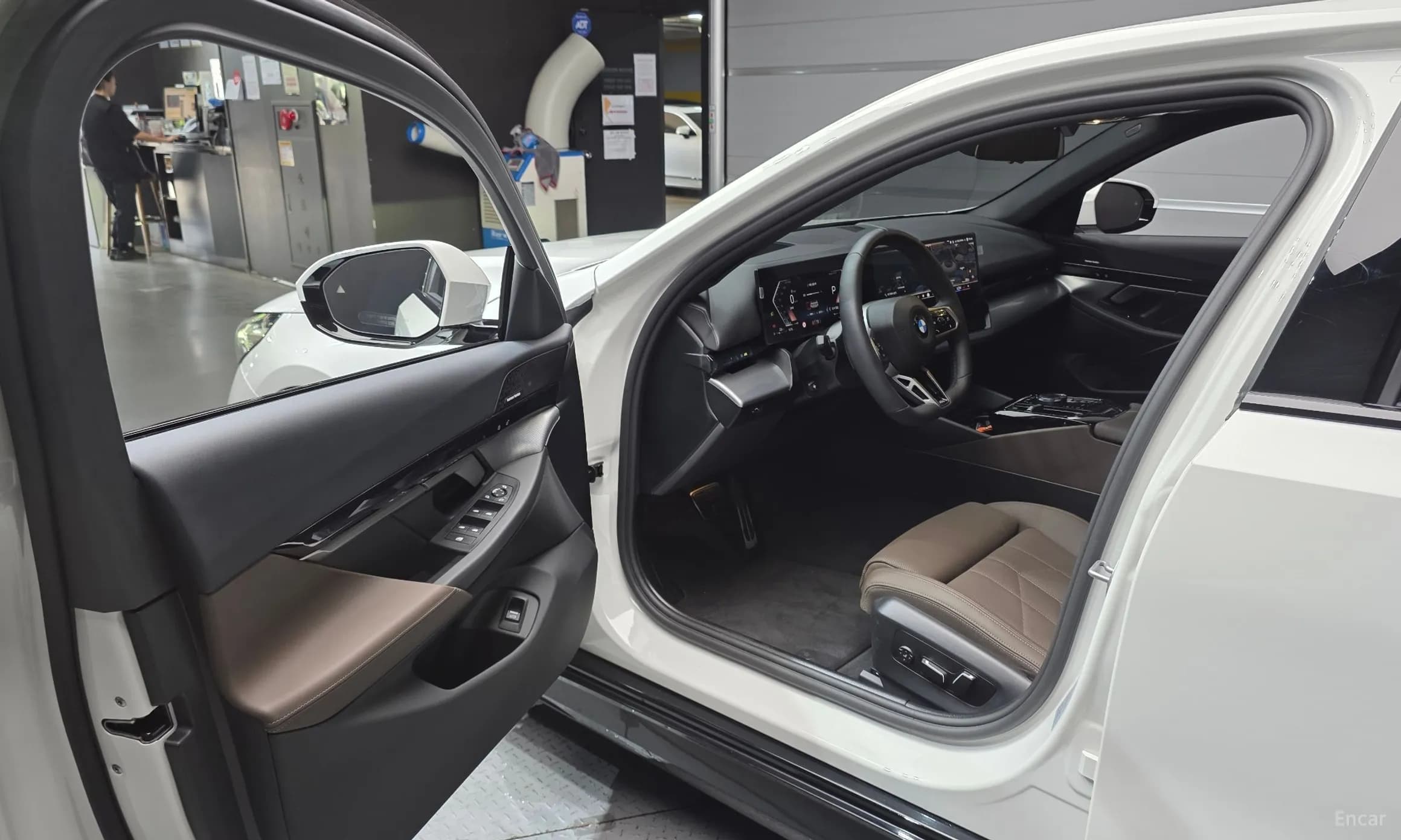 5 Series (G60)
