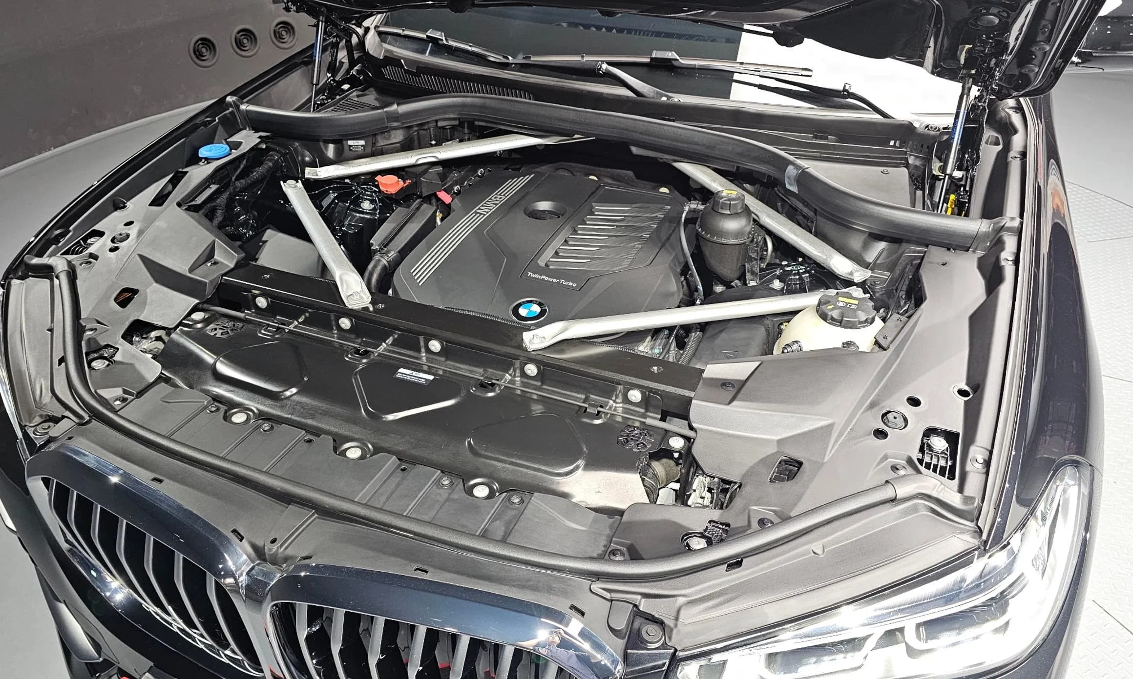 X5 (G05)