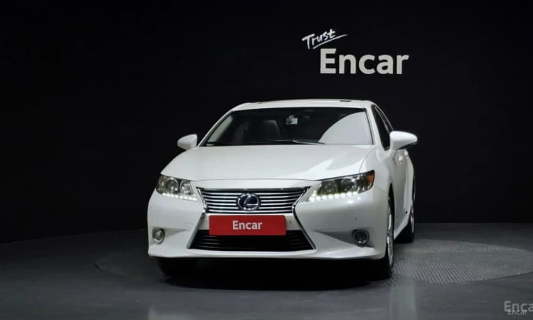 New ES300h