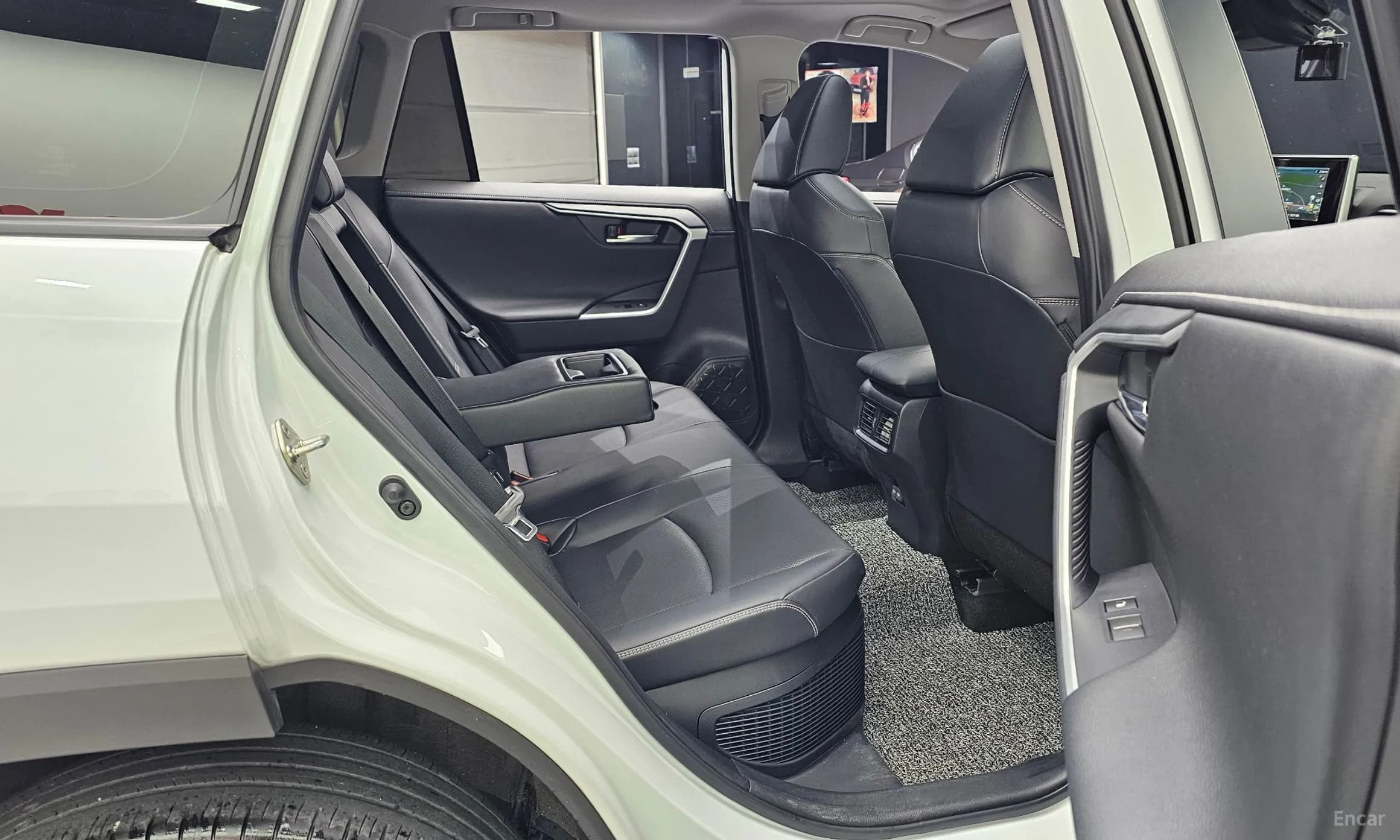 RAV4 5th Generation