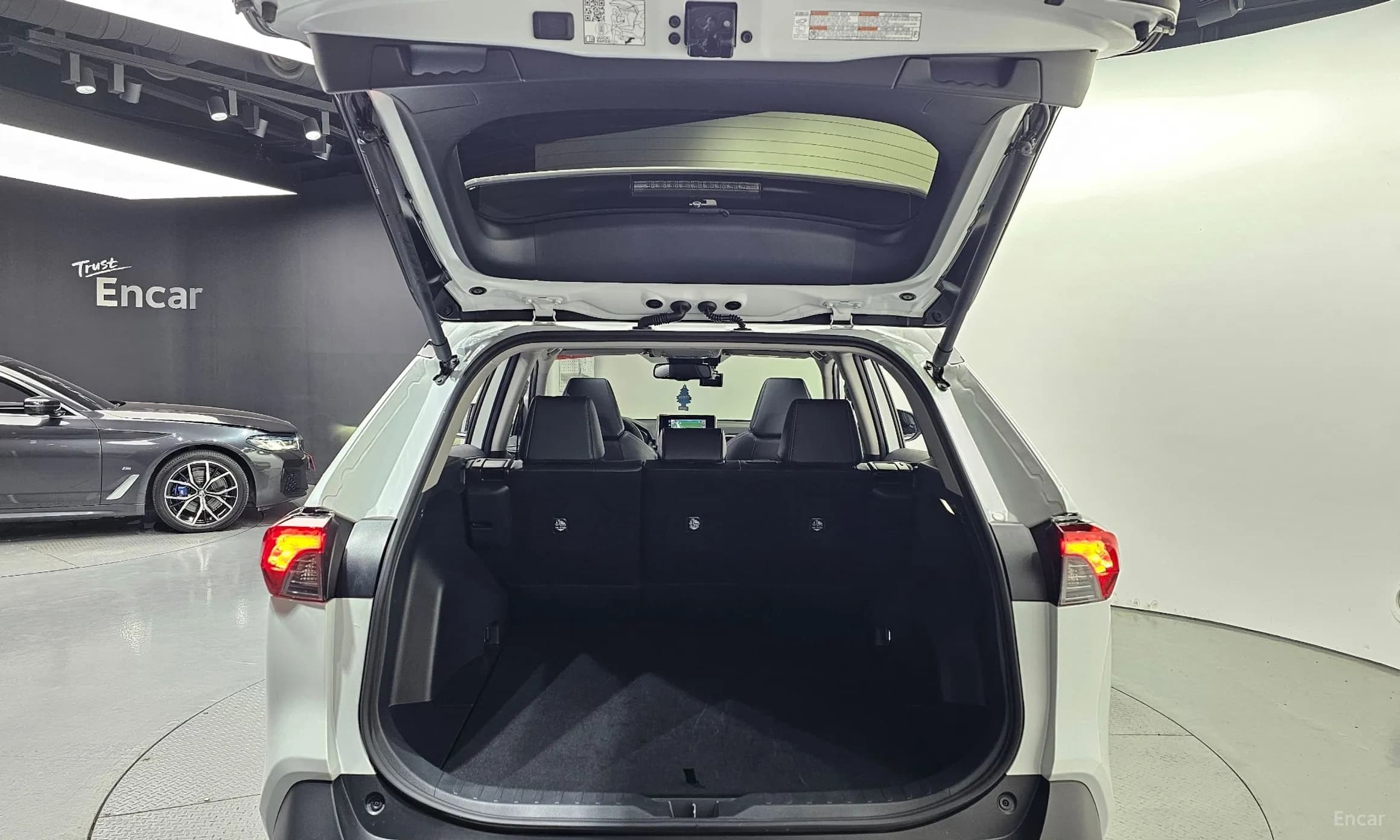 RAV4 5th Generation