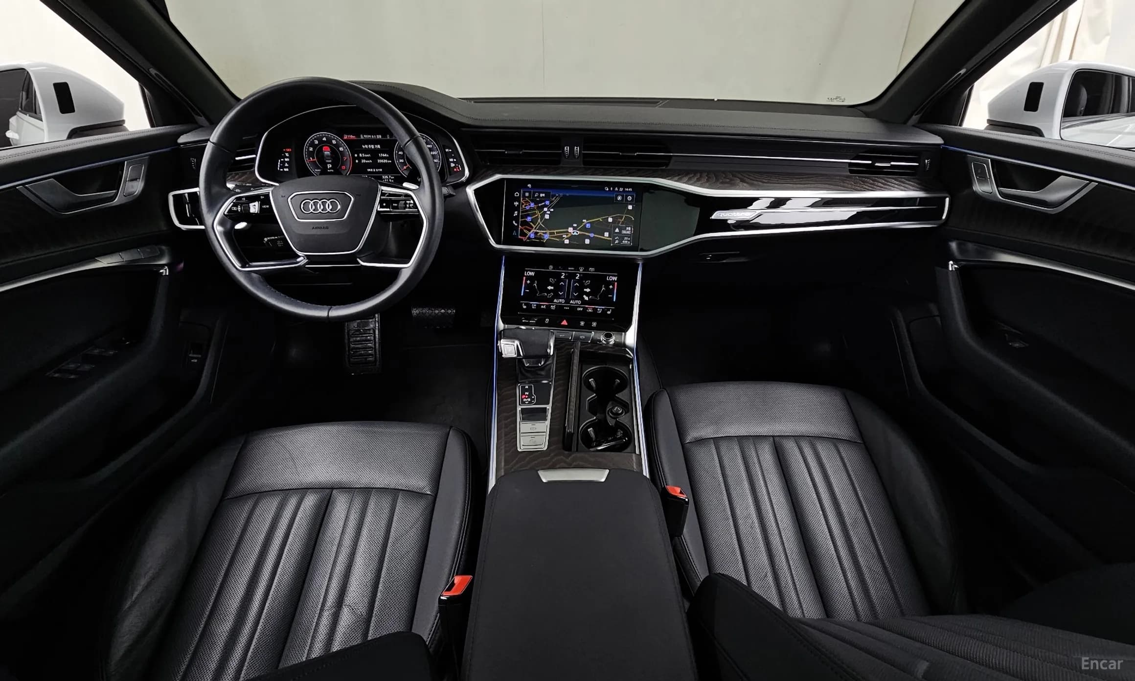 A6 (C8)