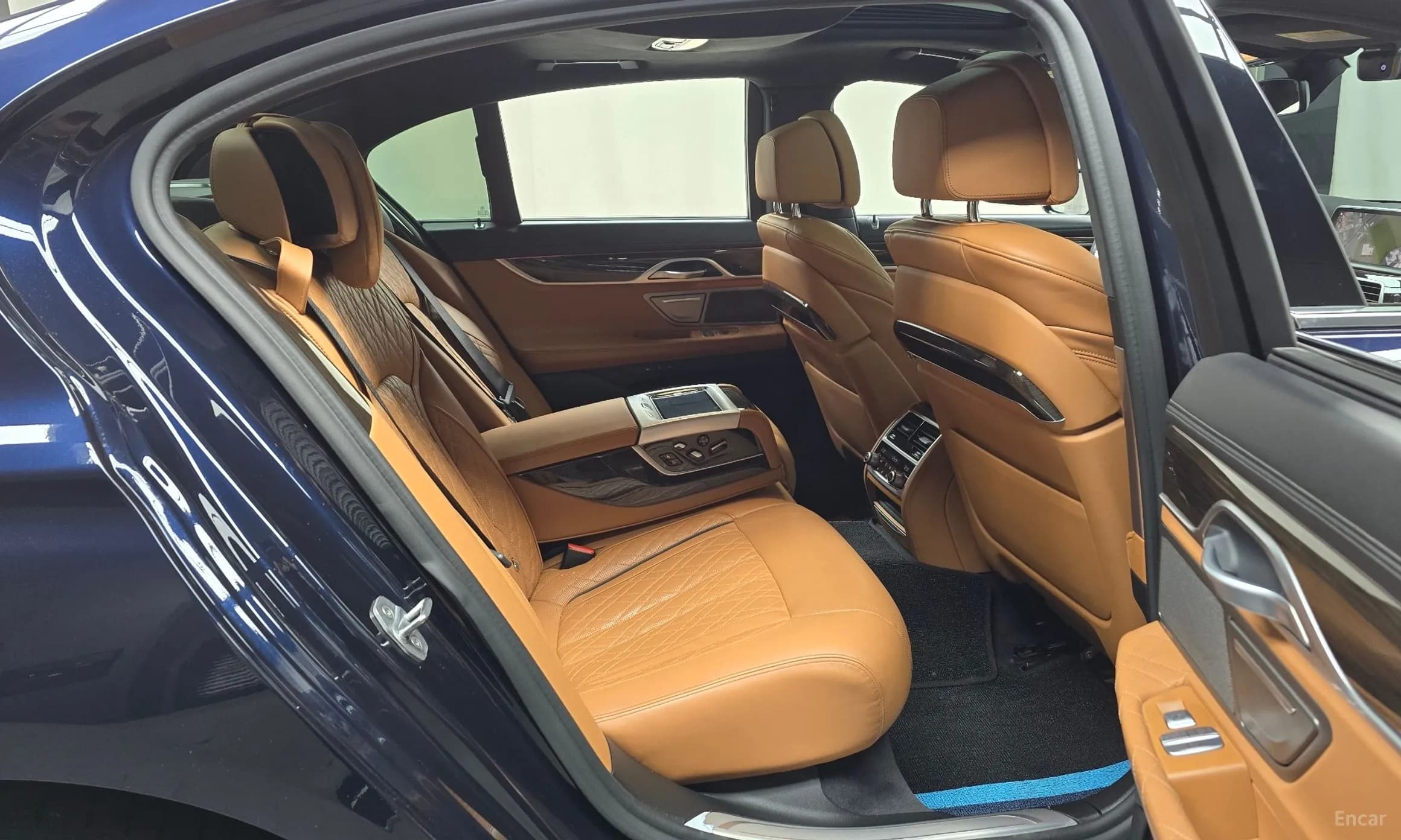 7 Series (G11)
