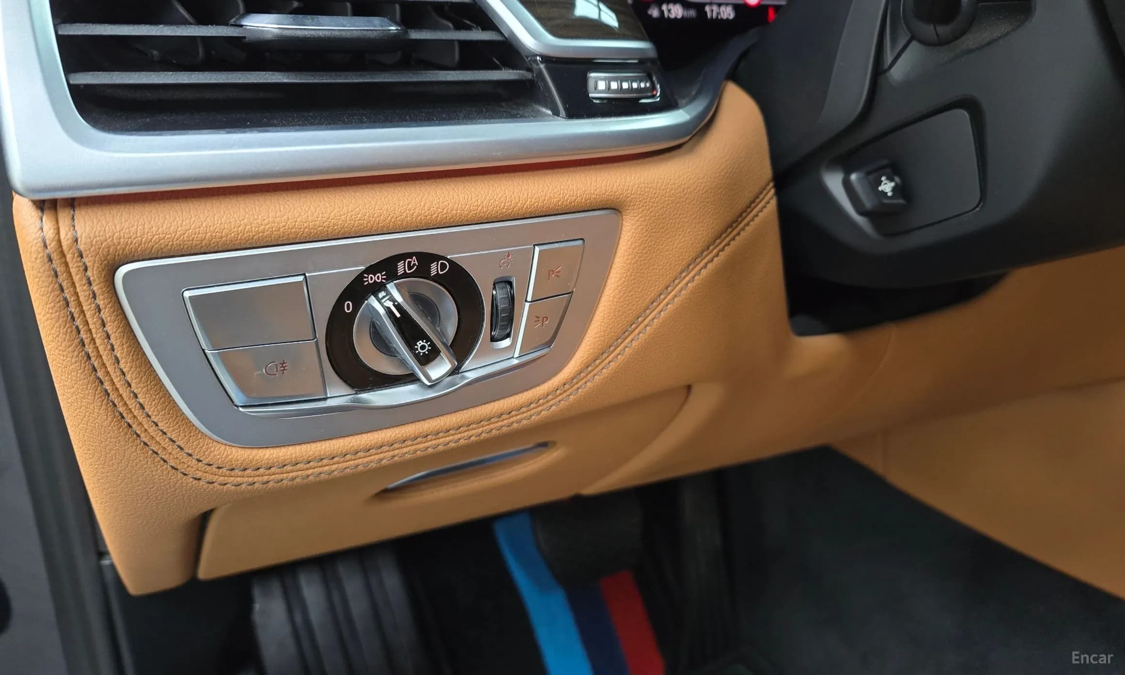 7 Series (G11)