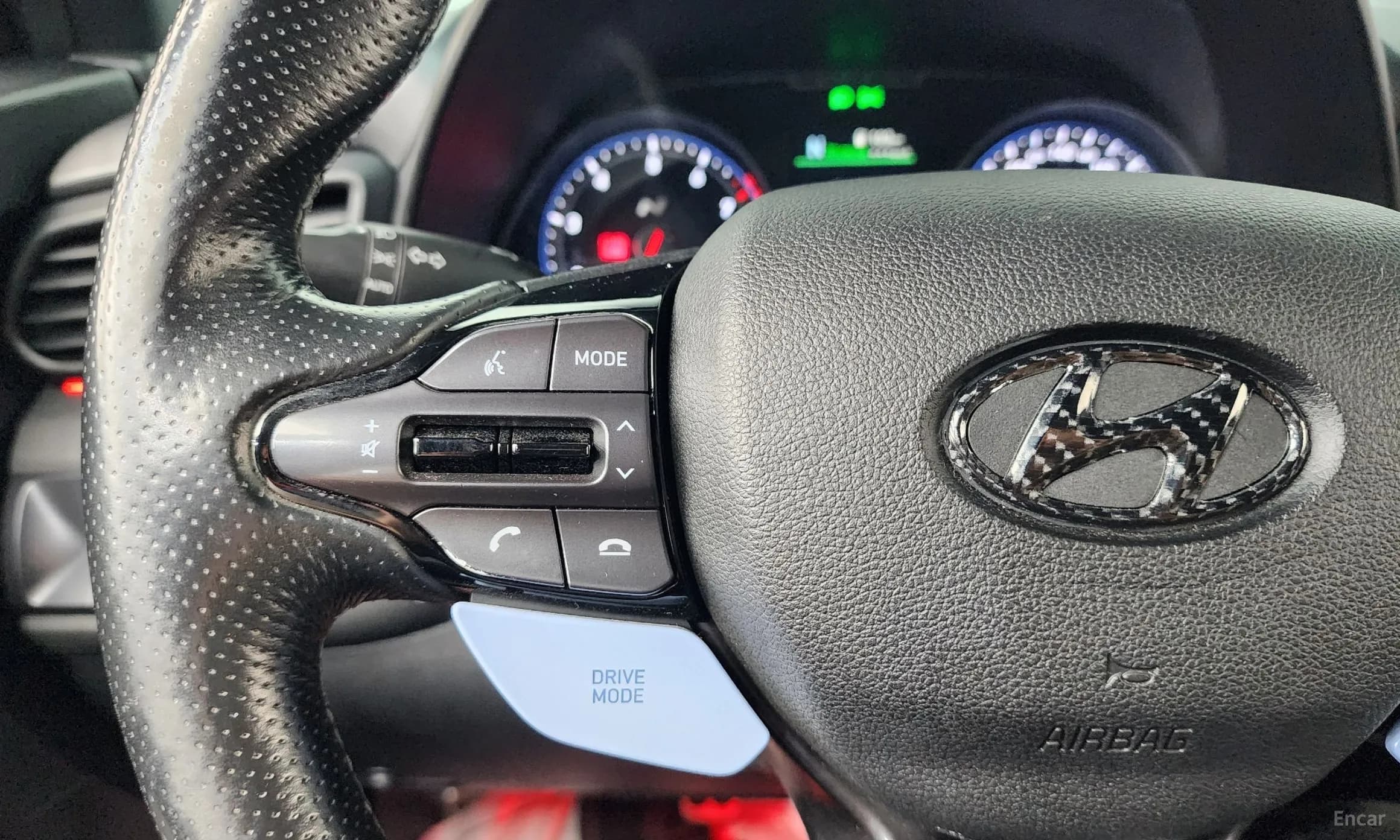 Veloster (JS)