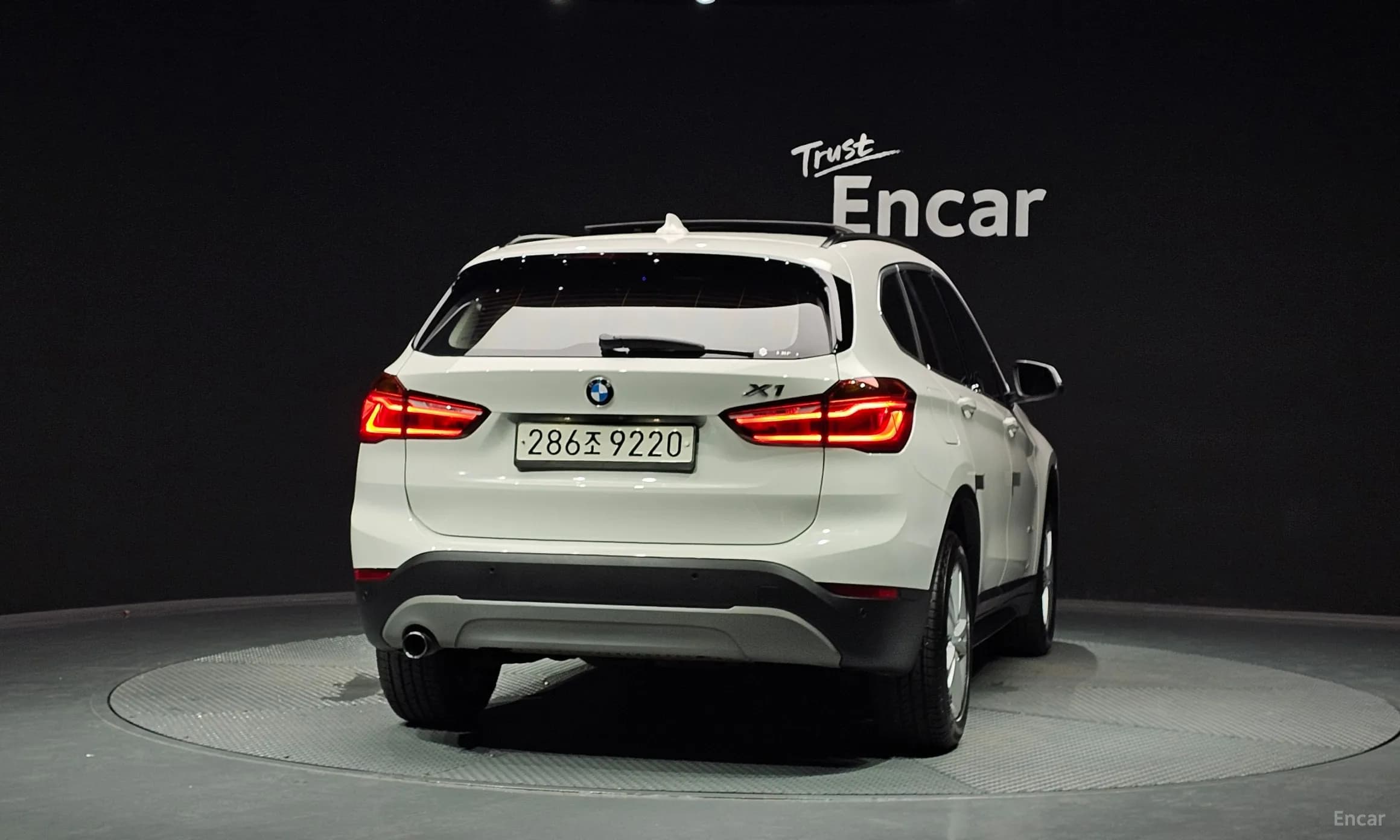 X1 (F48)