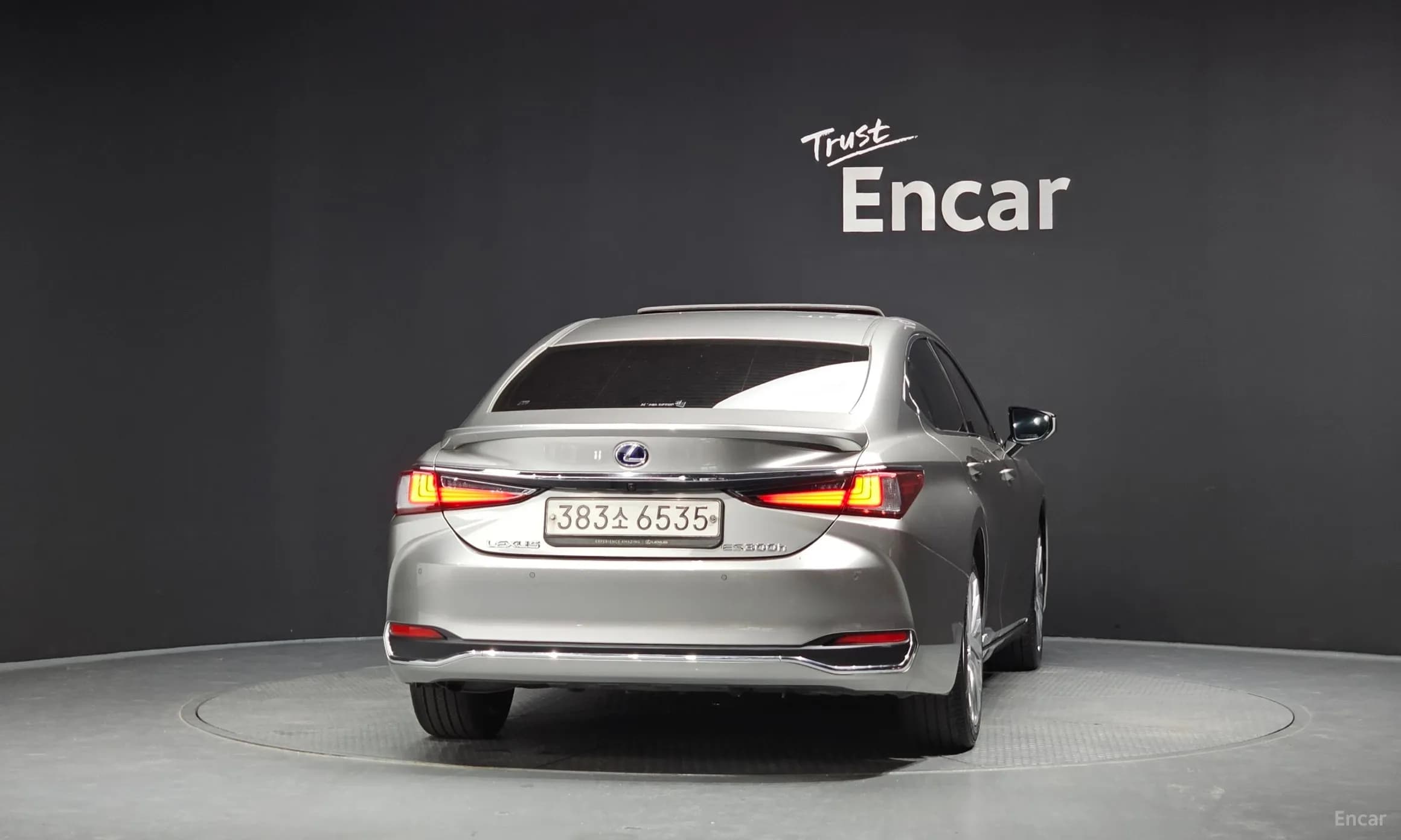 ES300h 7th Generation