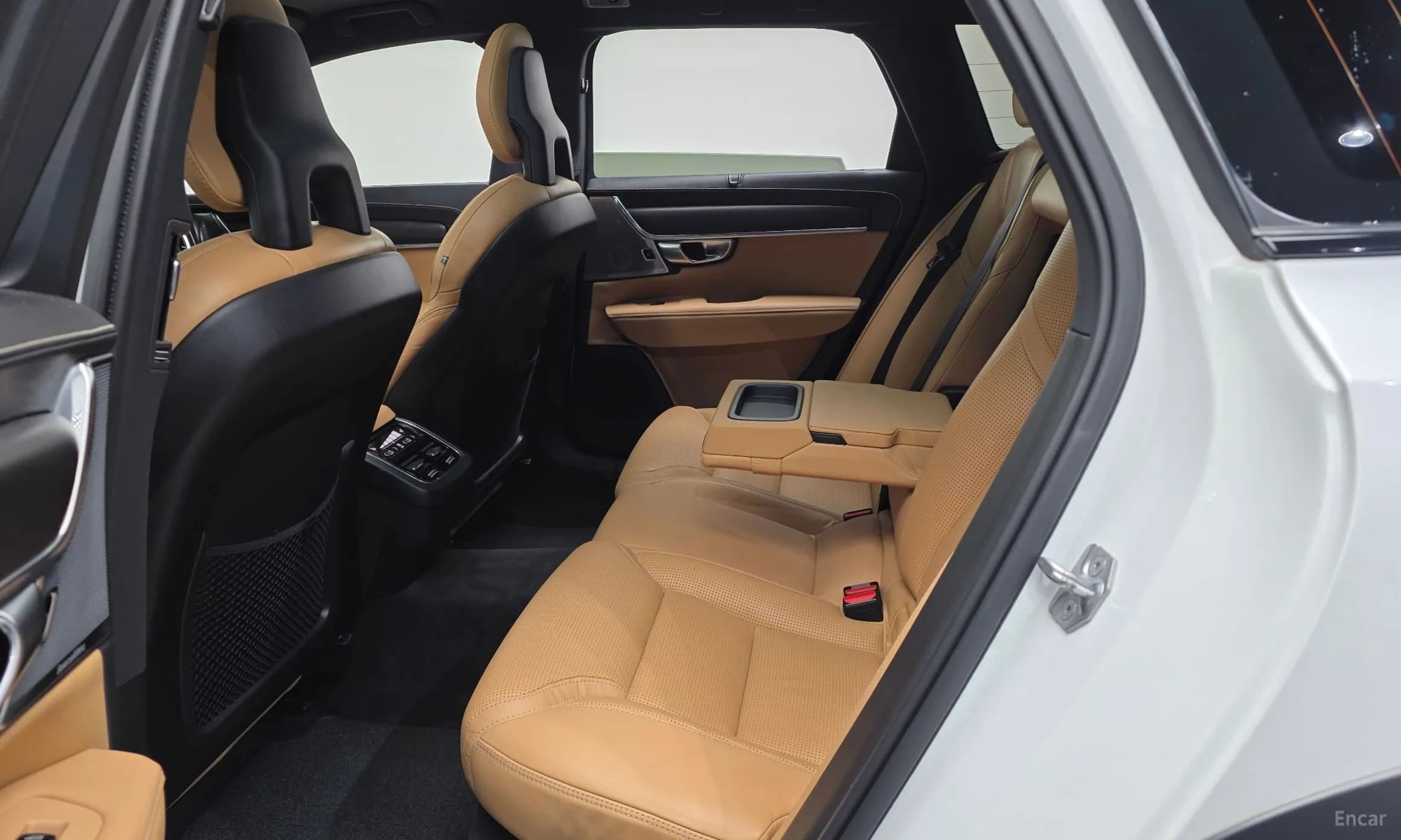 V90 Cross Country