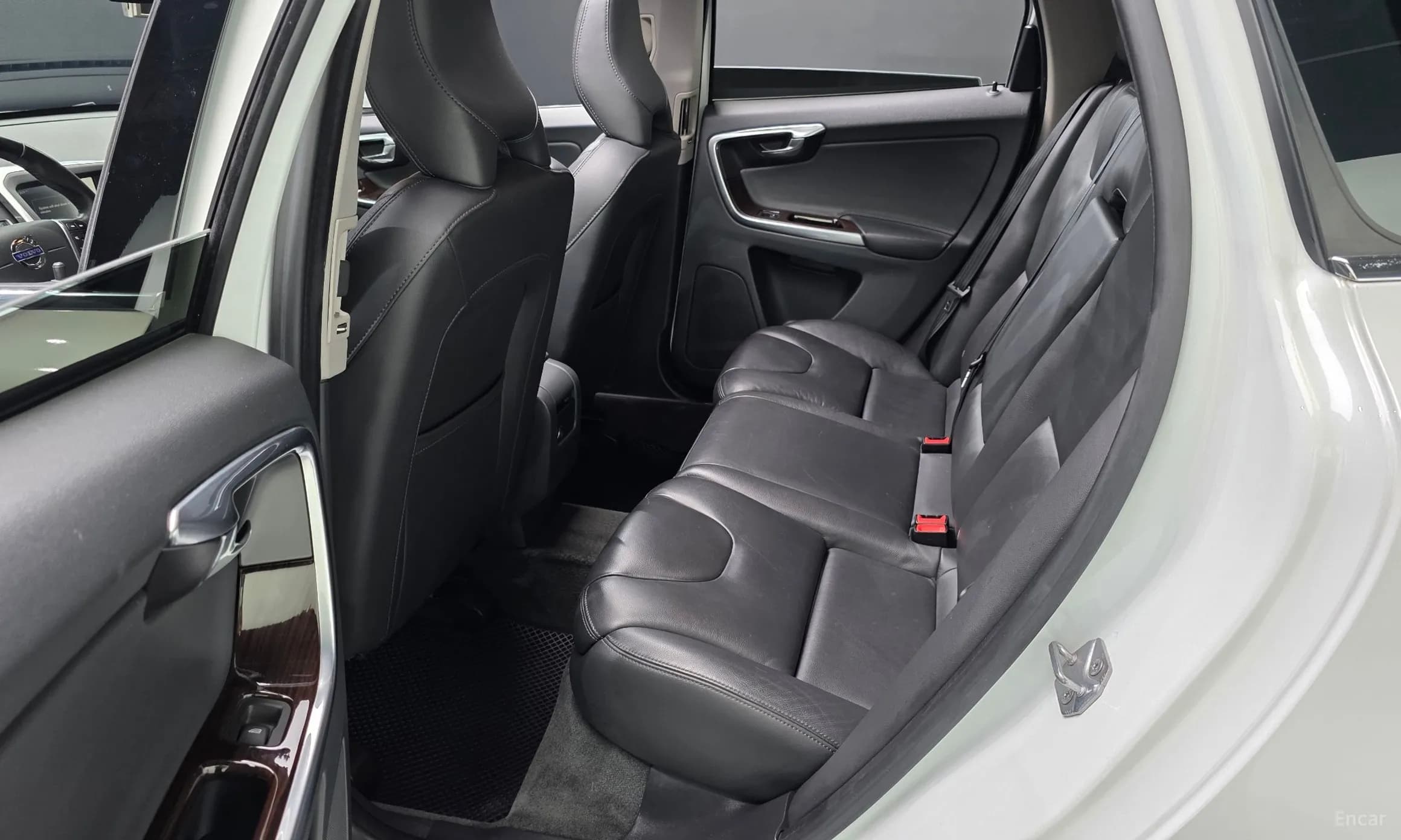 XC60