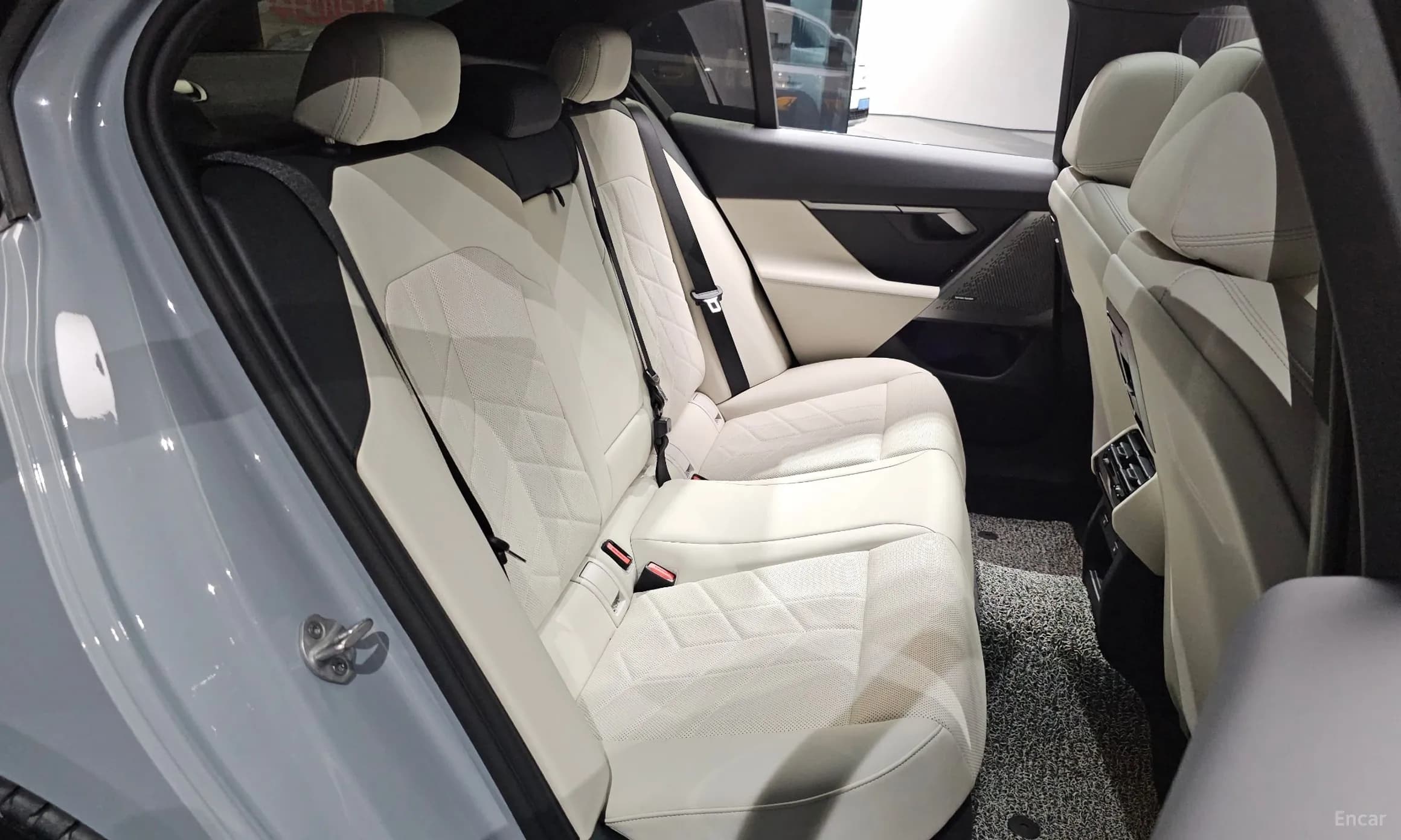 5 Series (G60)