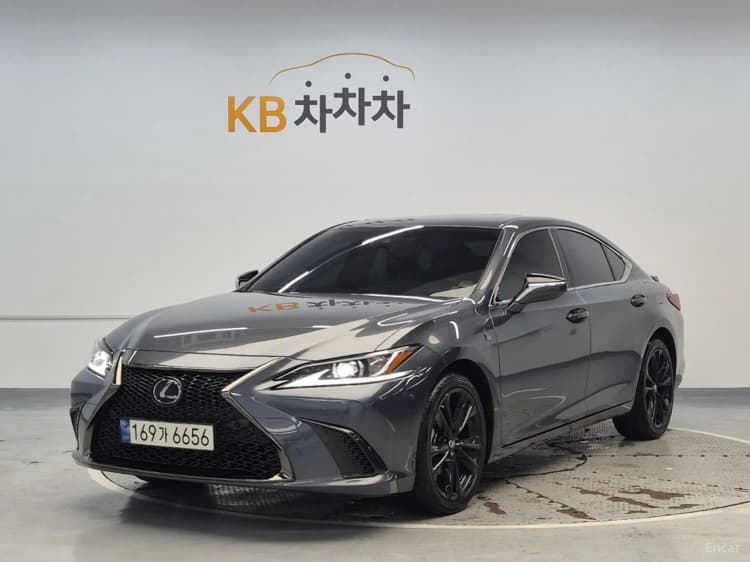ES300h 7th Generation