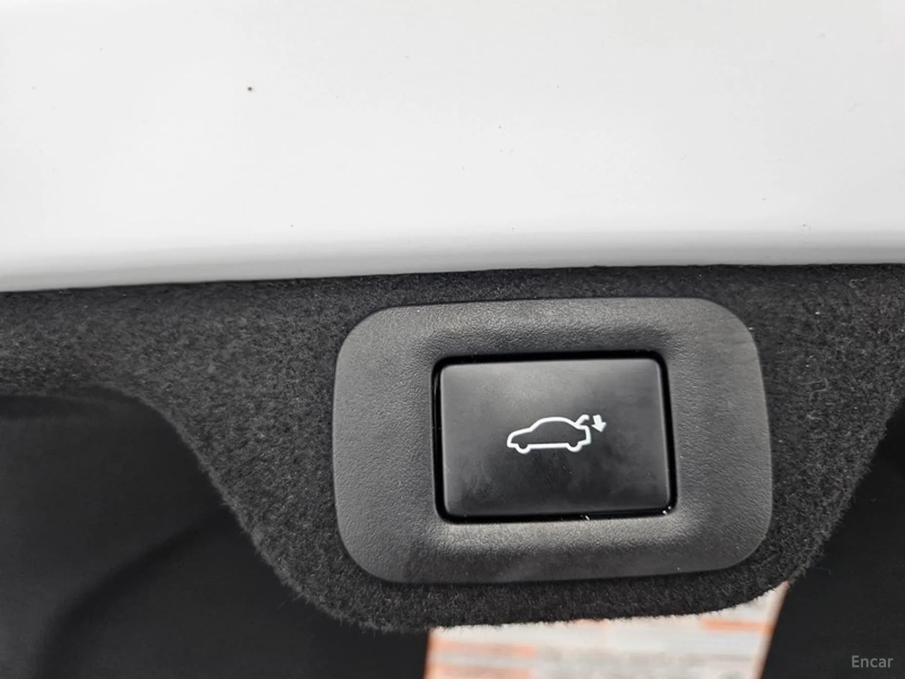 Crown crossover