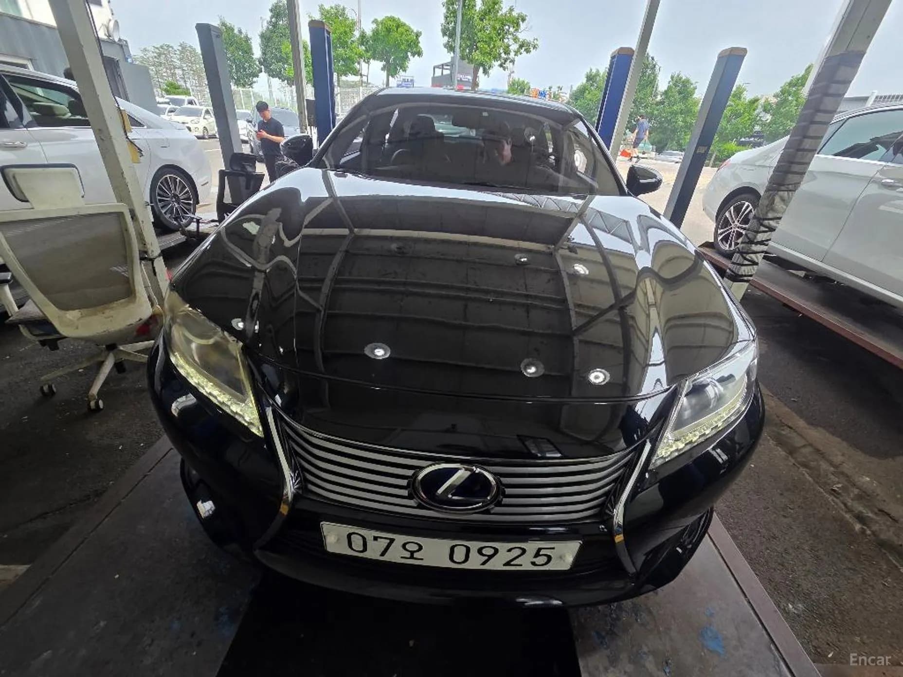 New ES300h