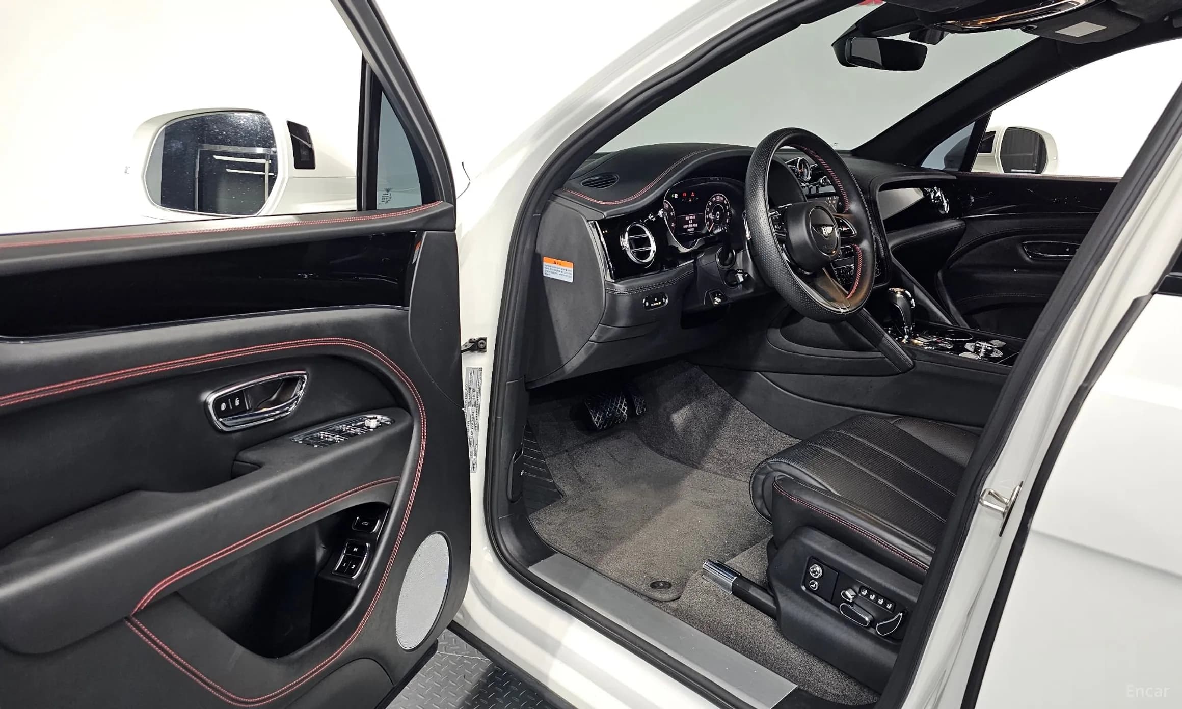 Bentayga