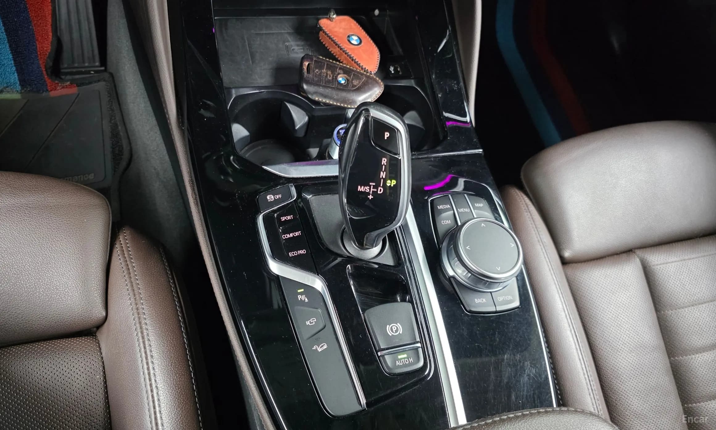 X4 (G02)