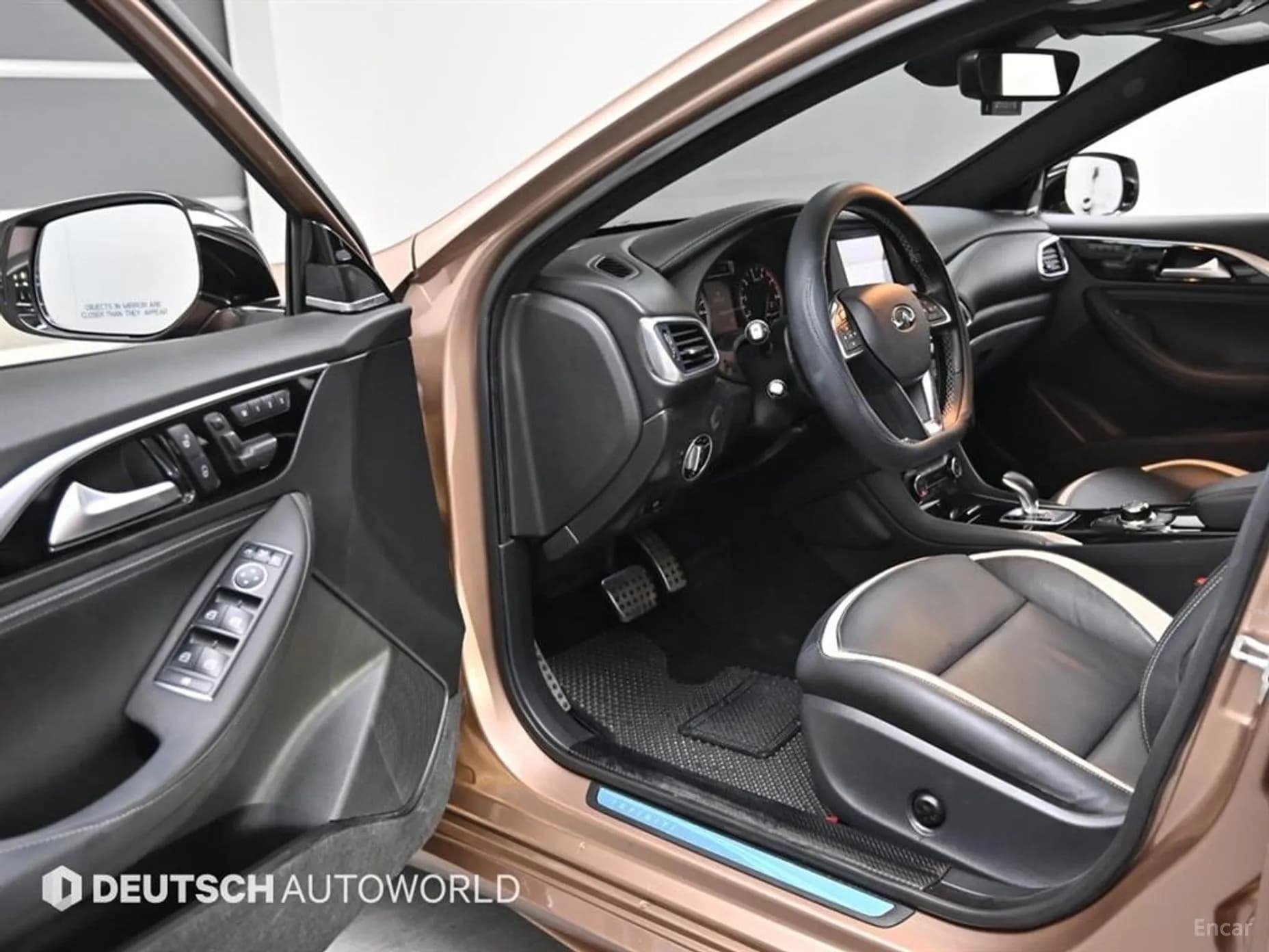Q30