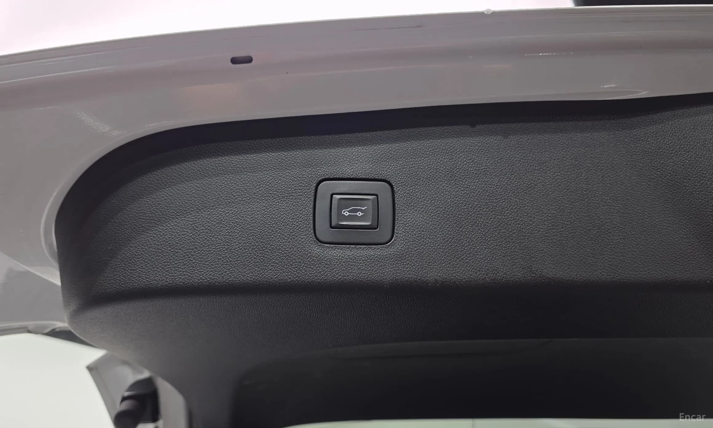 Trax Crossover