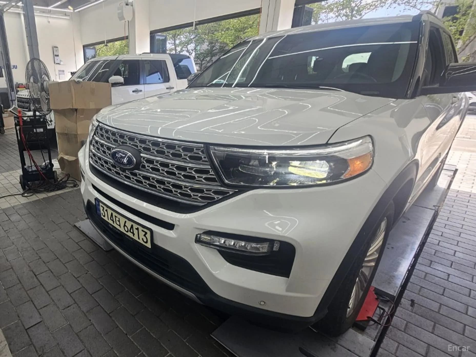 Explorer 6th Generation