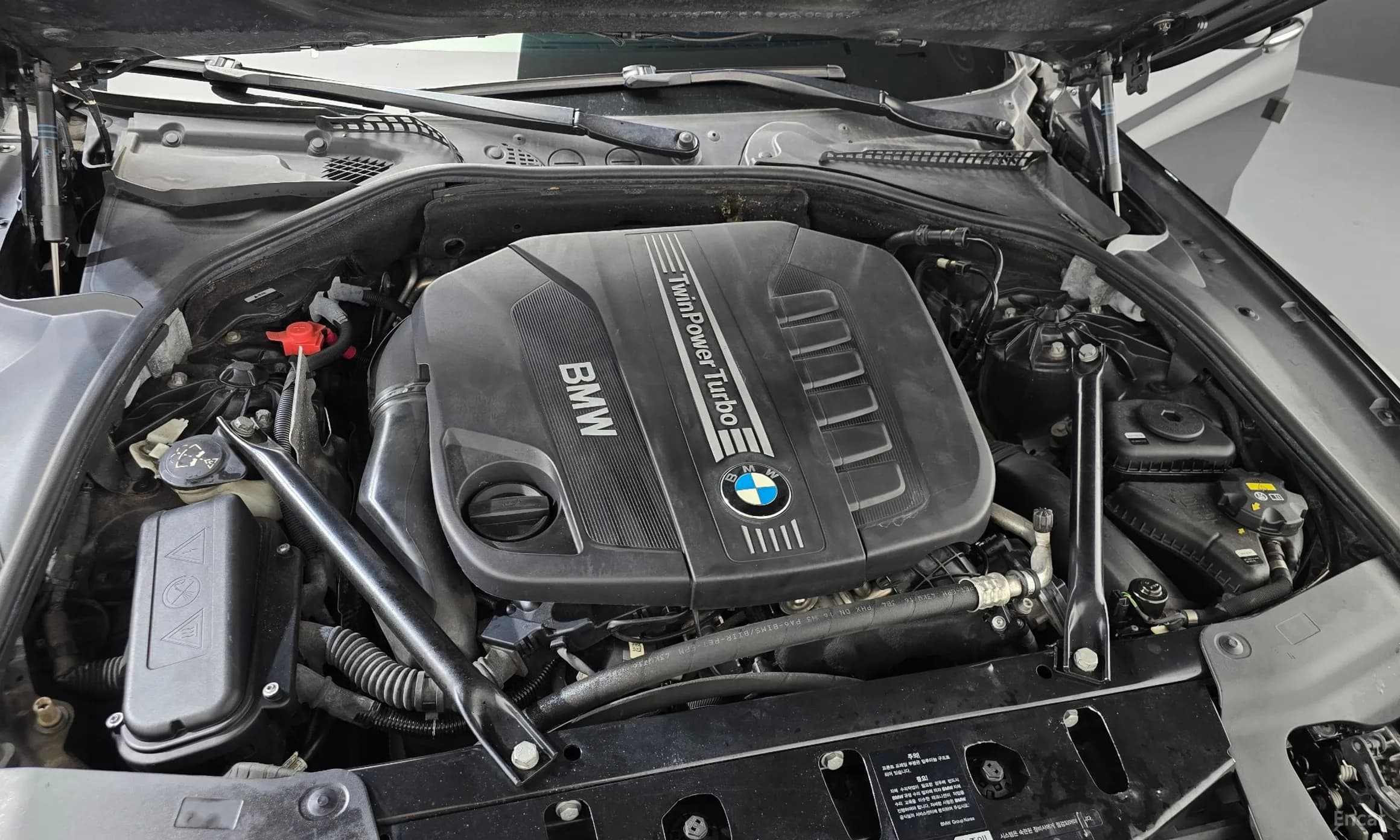 6 Series (F12)