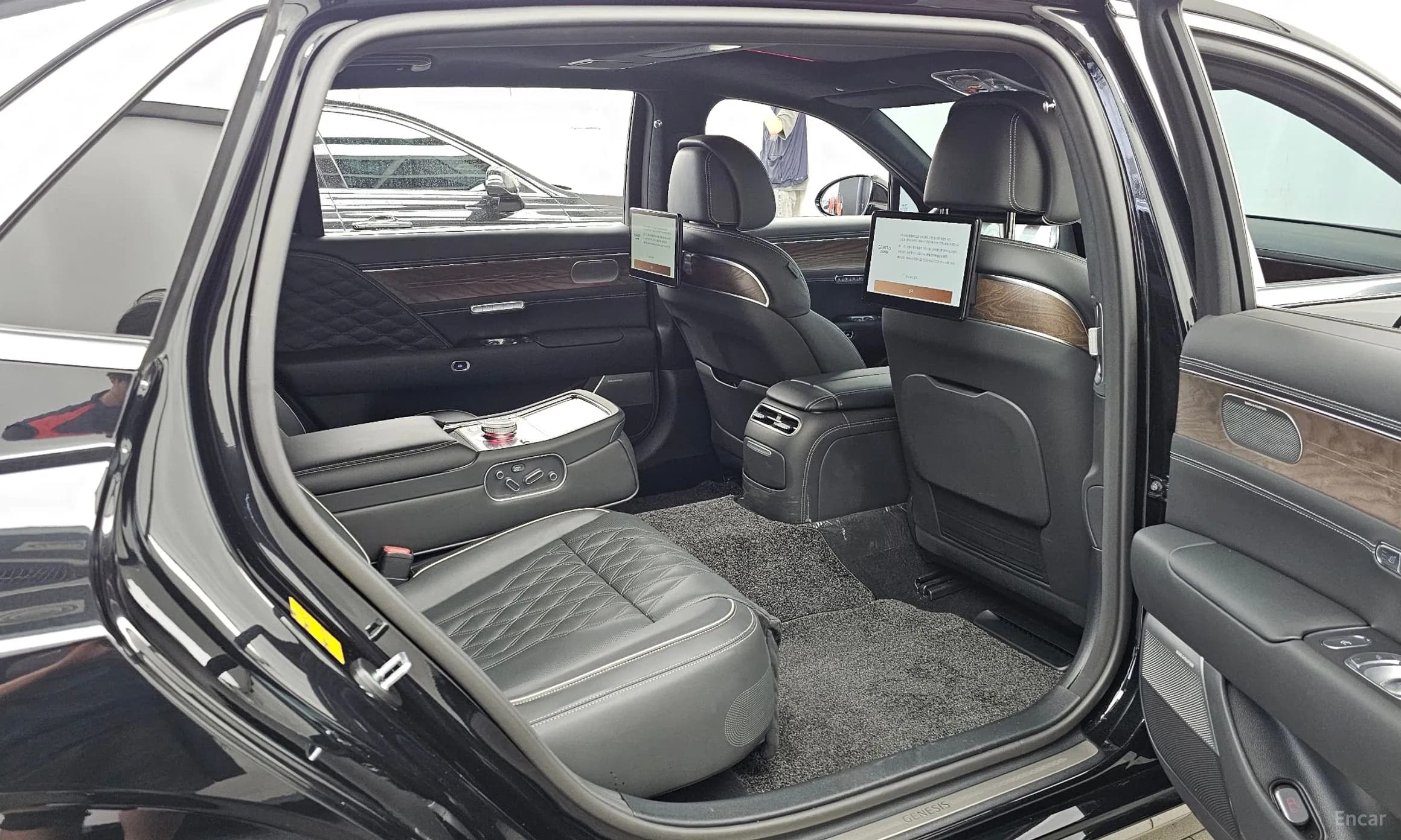 G90 (RS4)