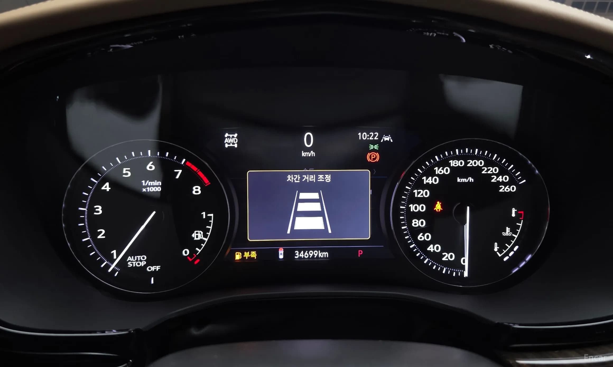 XT6