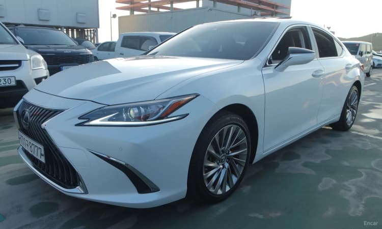 ES300h 7th Generation