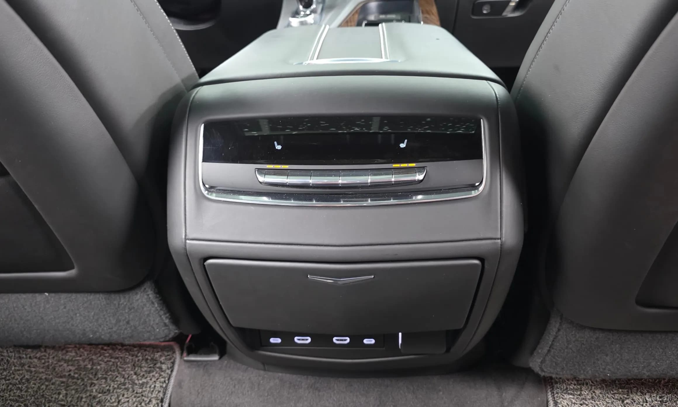 Escalade 5th Generation
