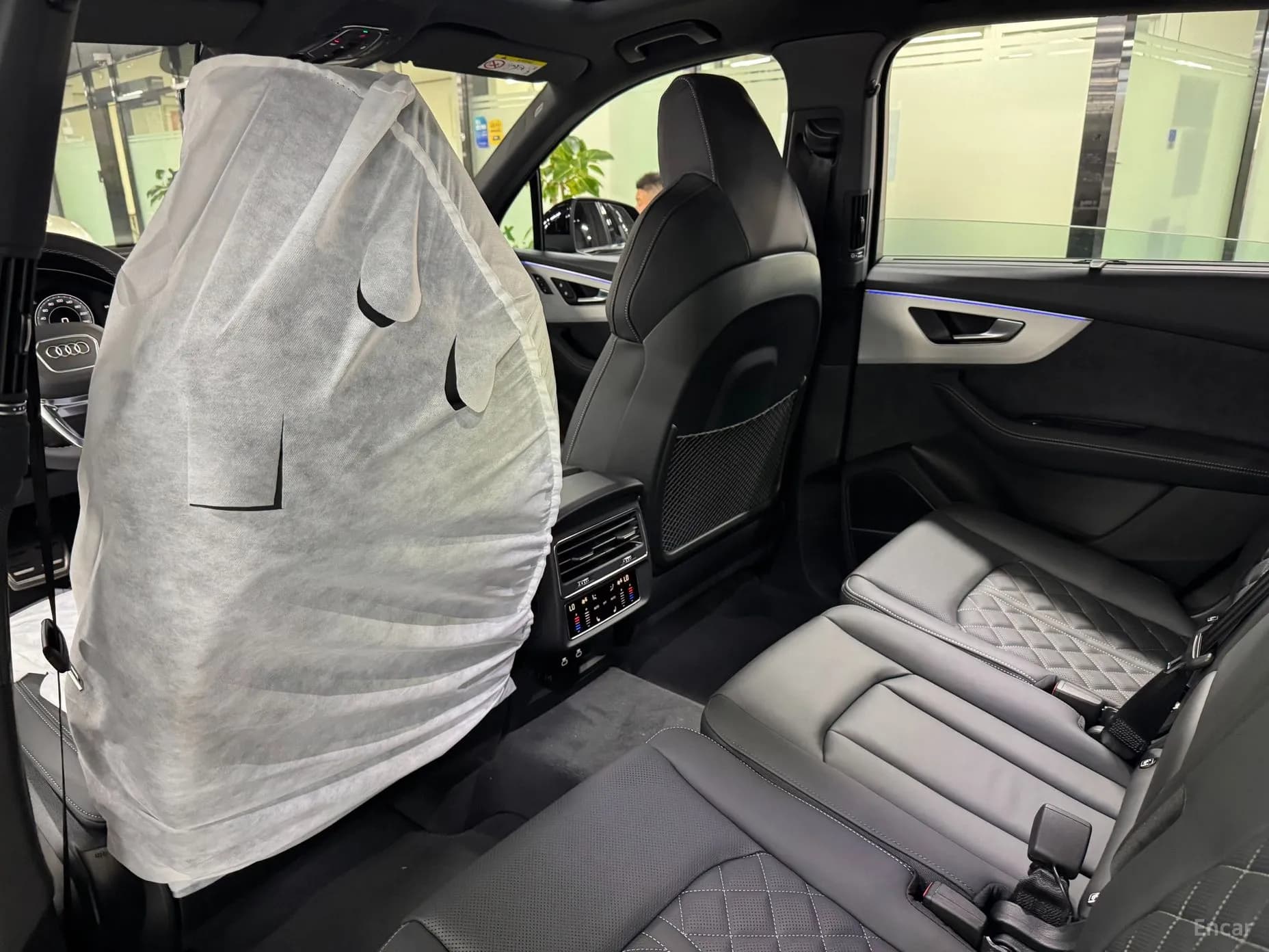 Q7 (4M)