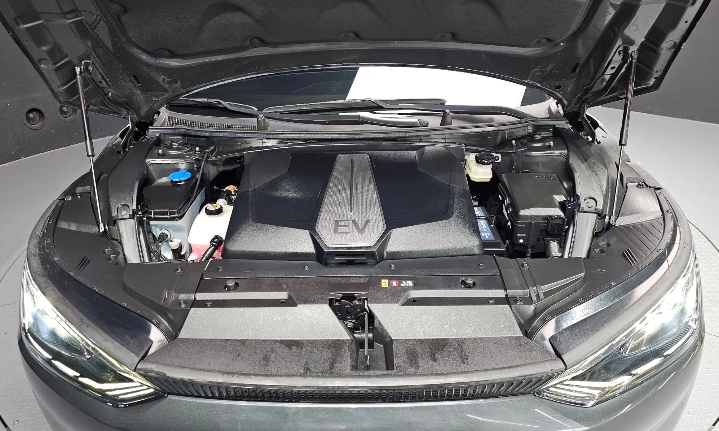 EV6
