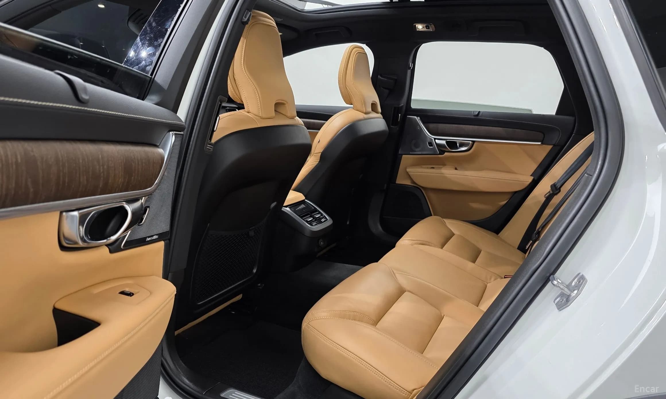 V90 Cross Country