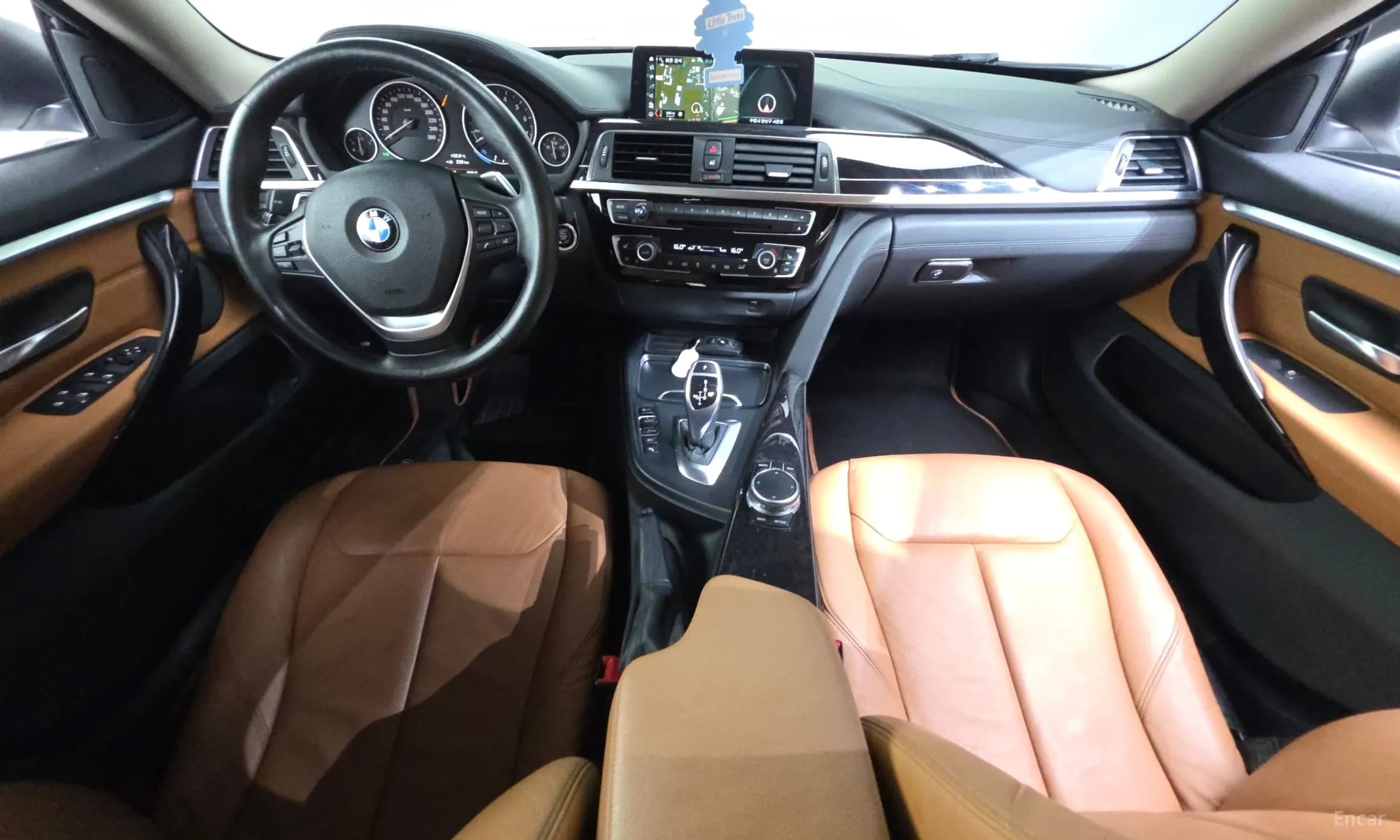Series 4 (F32)