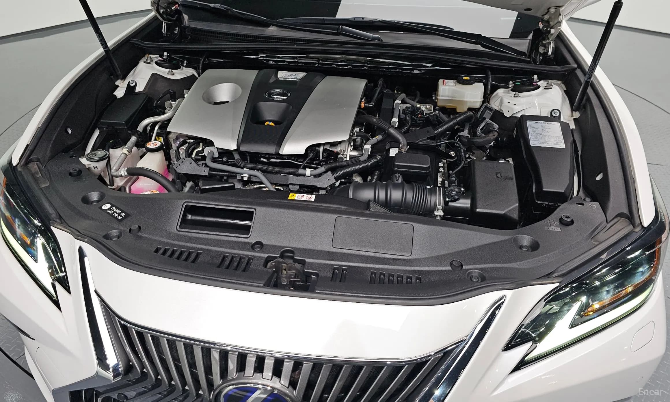 ES300h 7th Generation