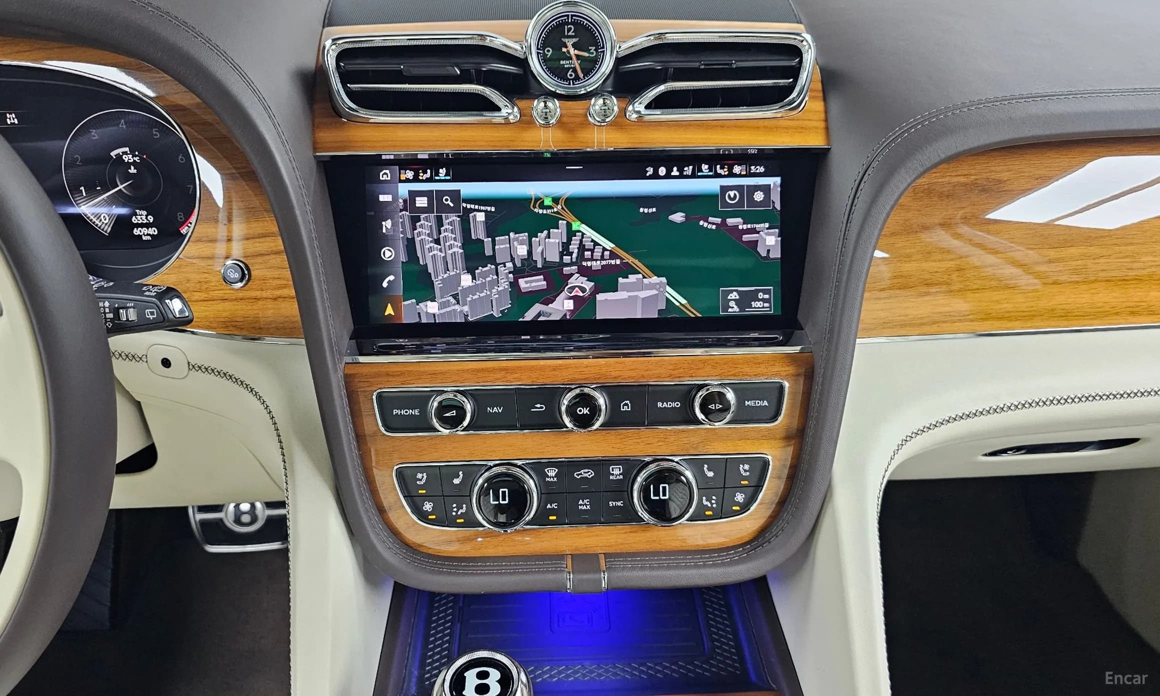 Bentayga
