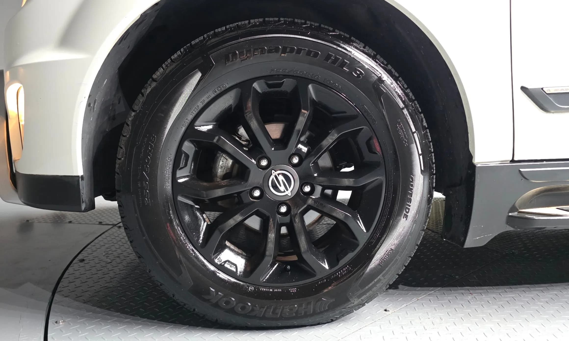 Korando Sports