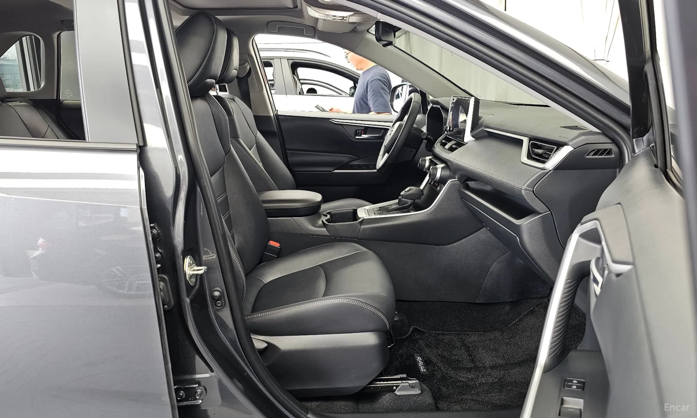 RAV4 5th Generation
