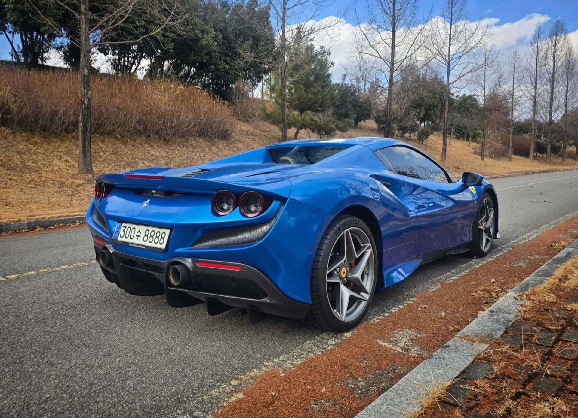F8 Spider
