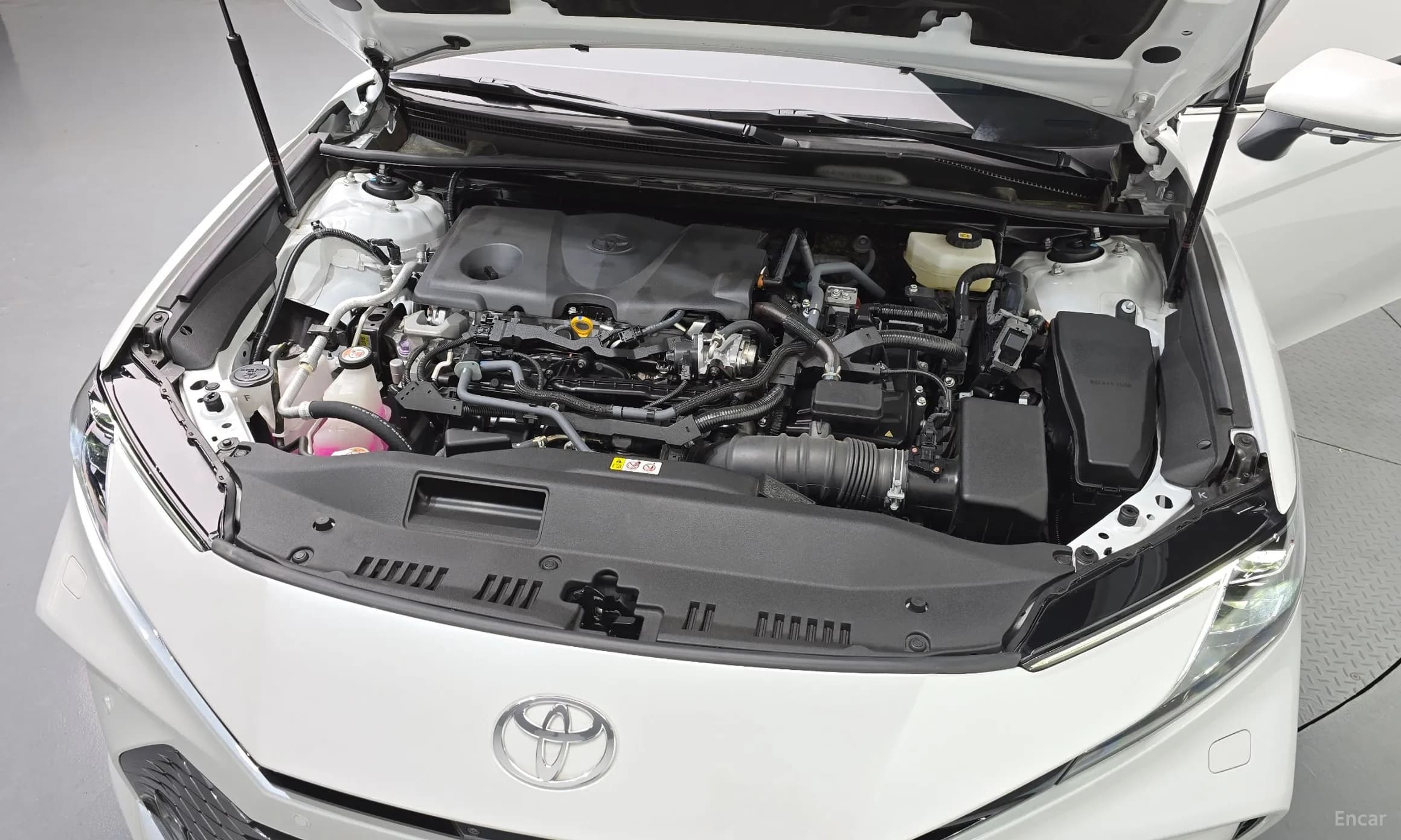 Camry (XV80)