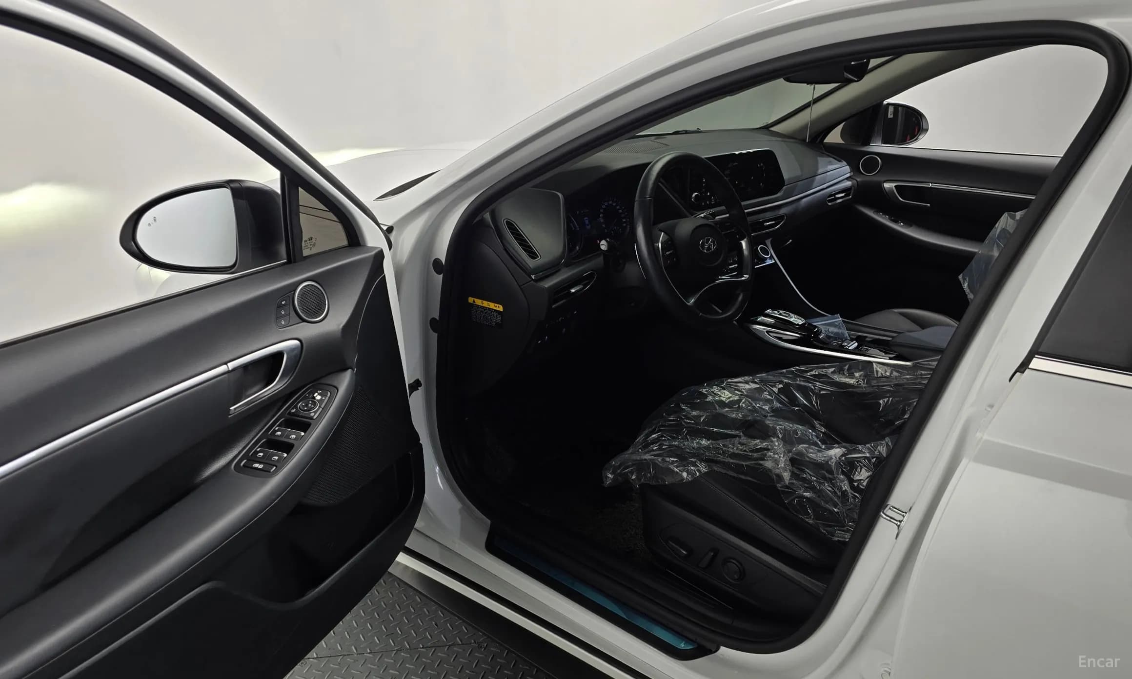 Sonata Hybrid (DN8)