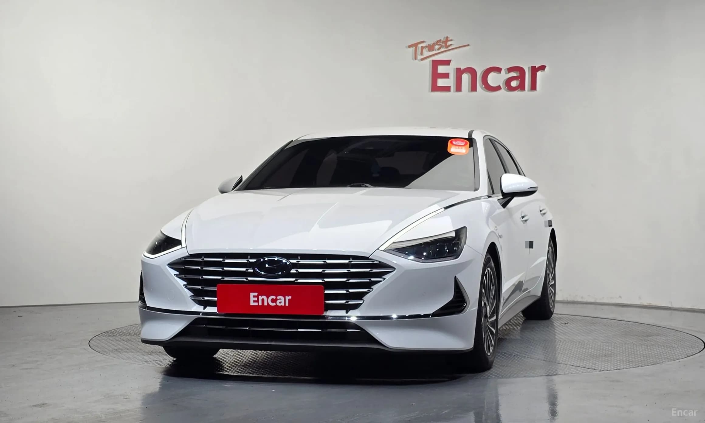 Sonata Hybrid (DN8)