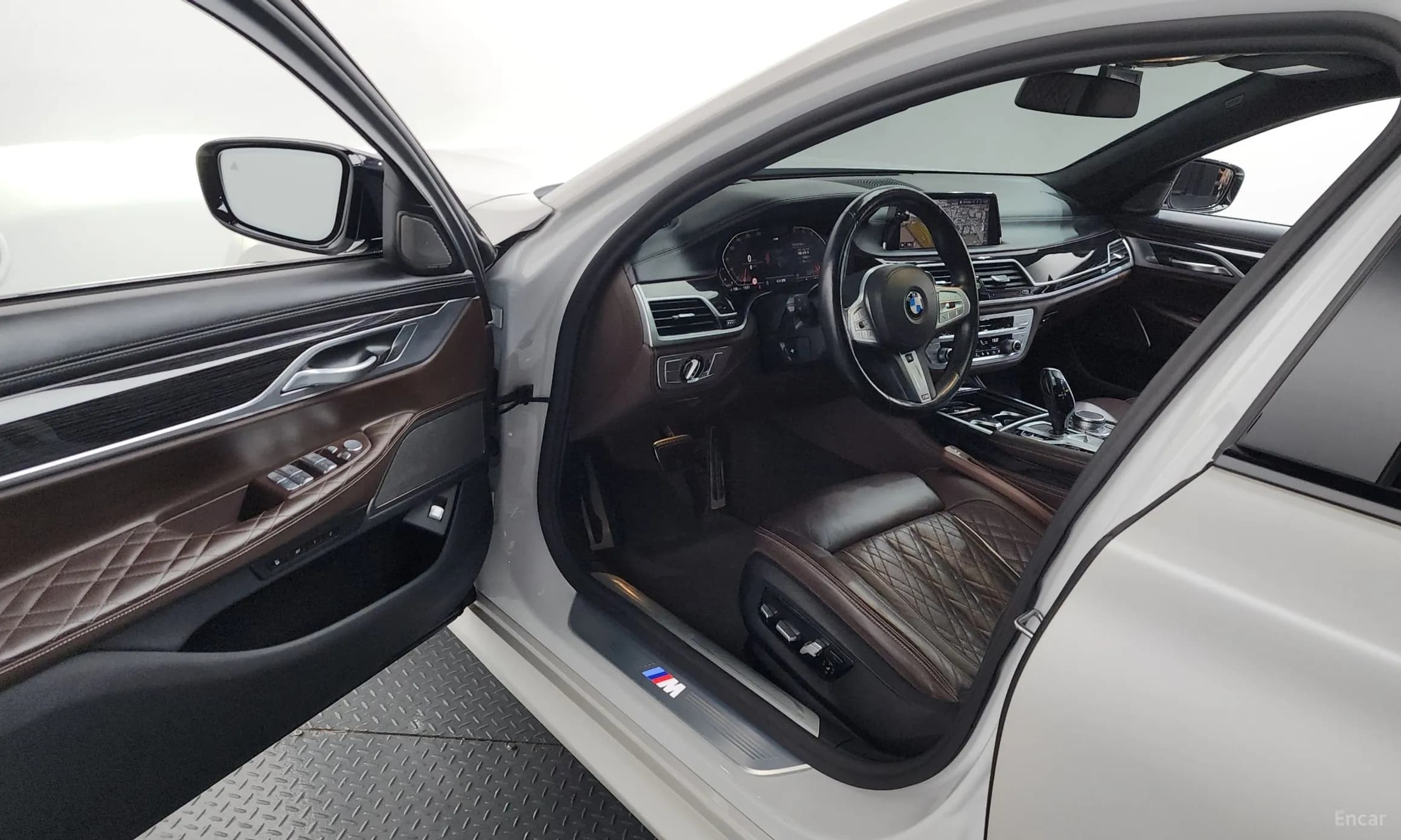 7 Series (G11)