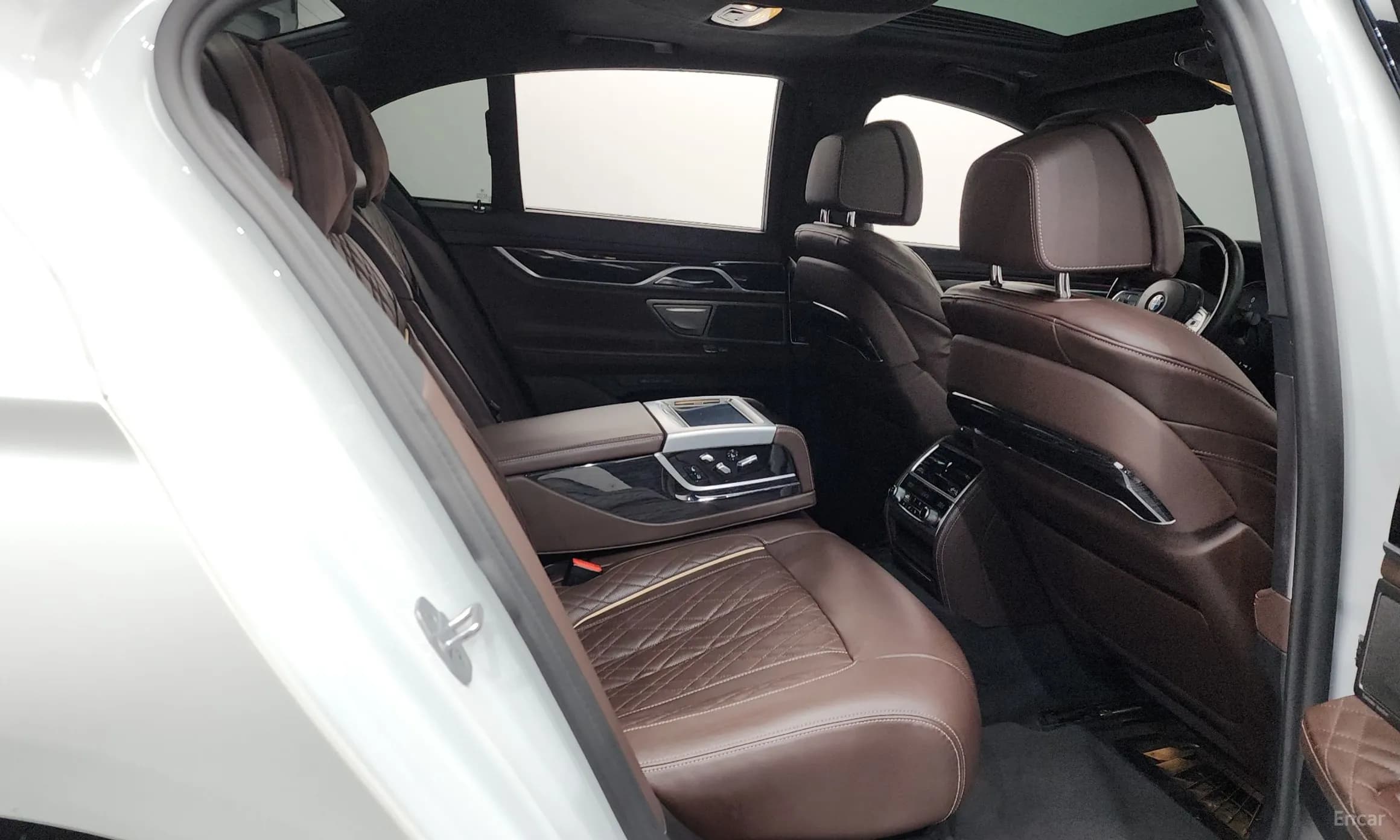 7 Series (G11)