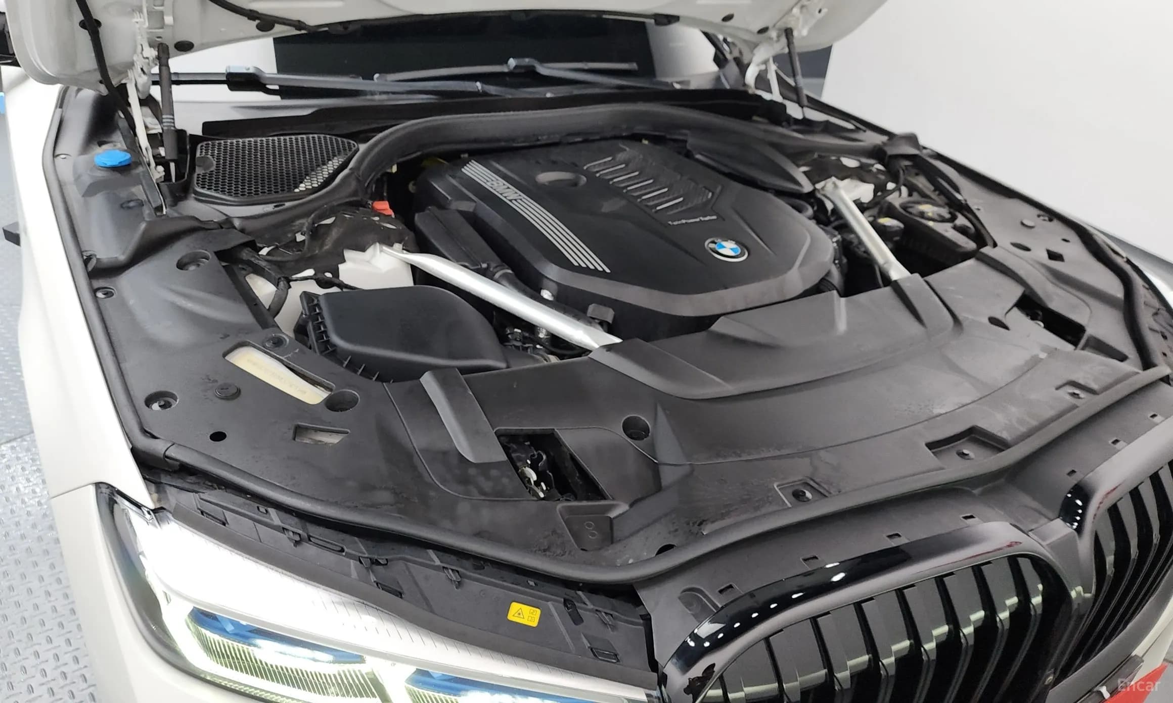 7 Series (G11)