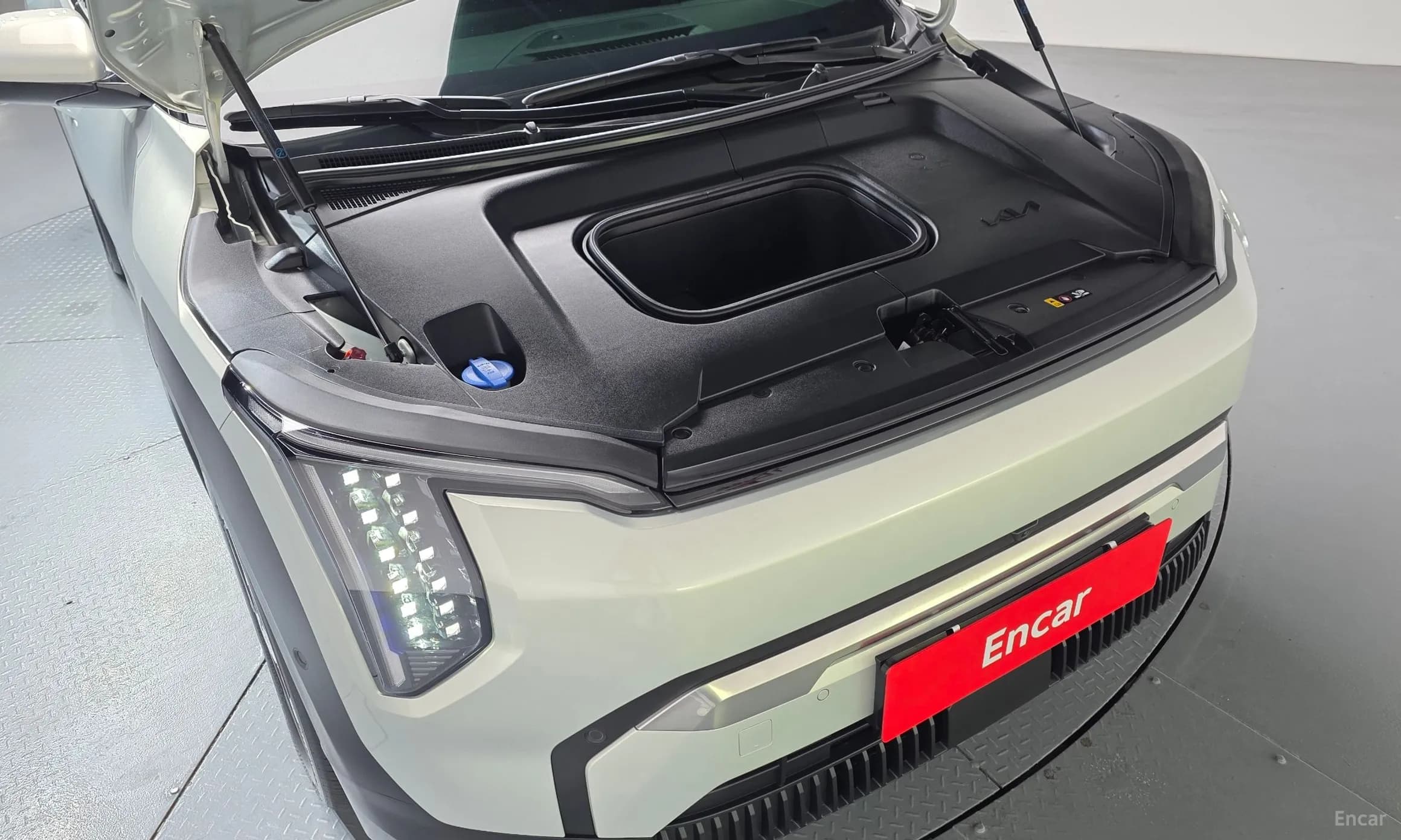 EV3