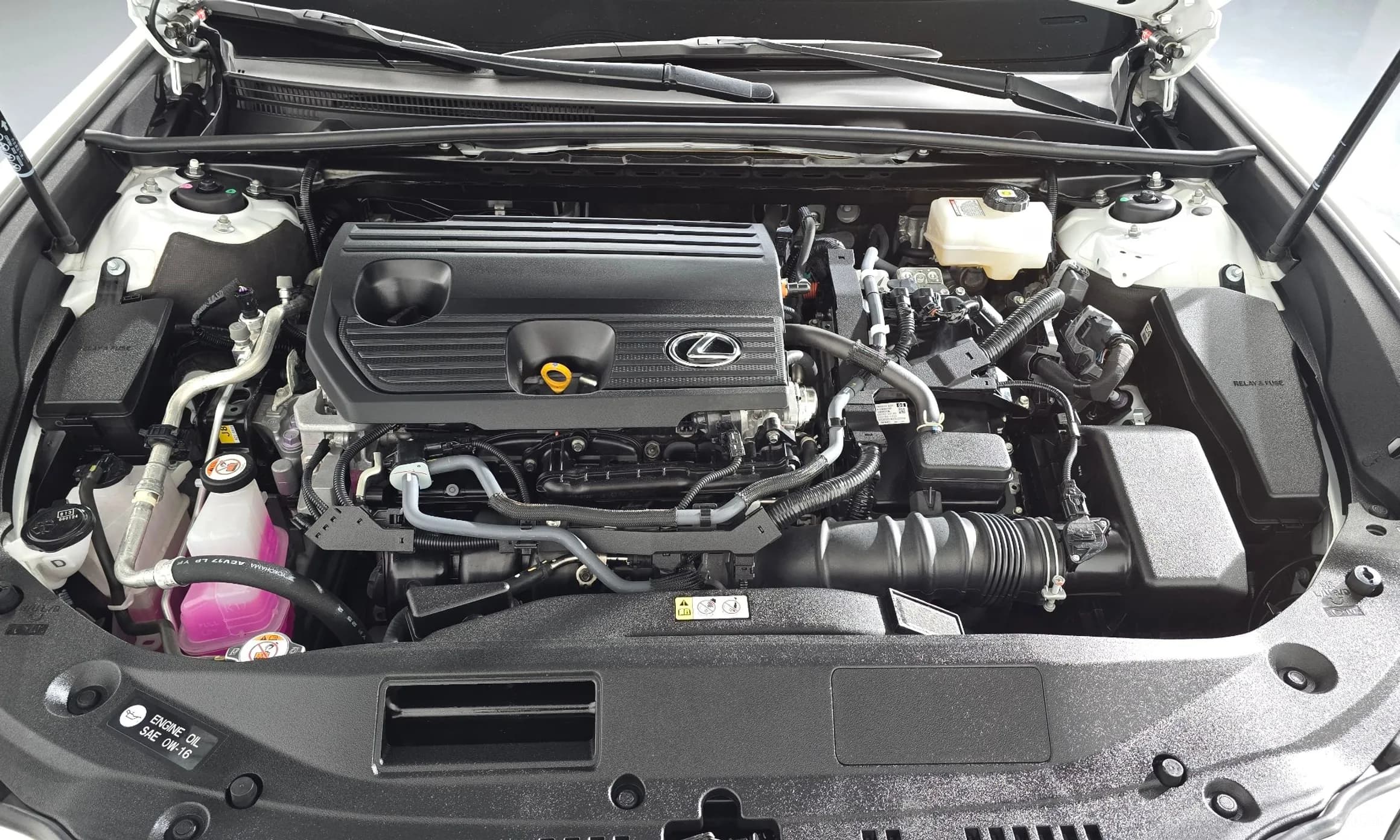 ES300h 7th Generation