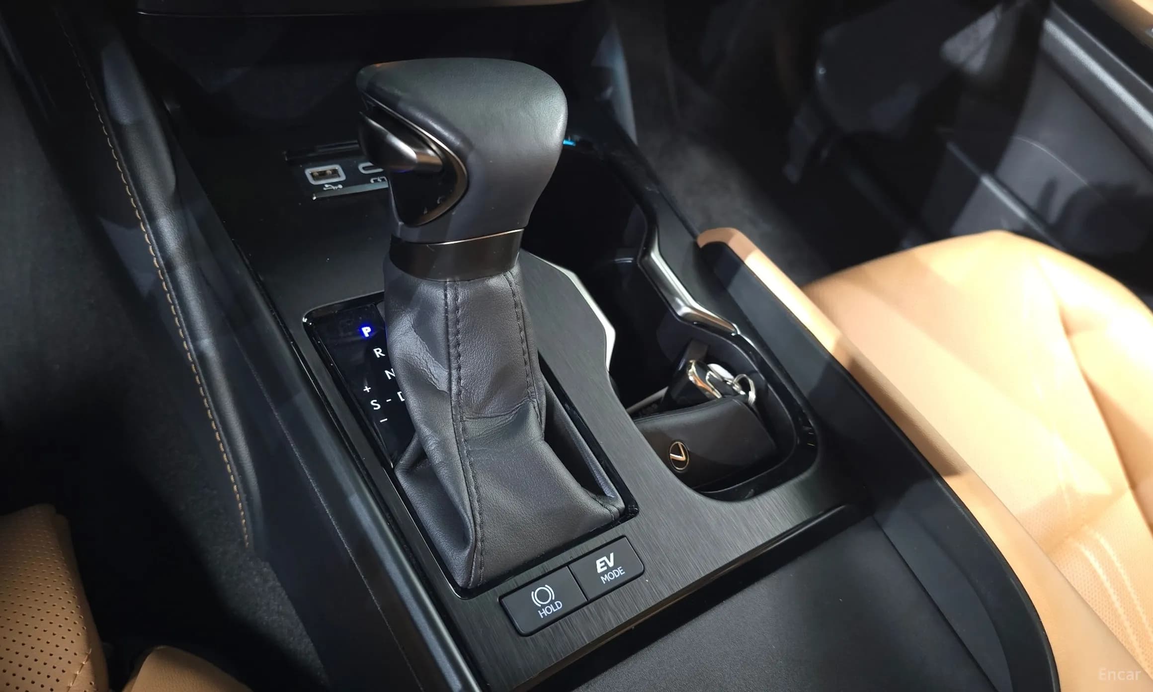 ES300h 7th Generation
