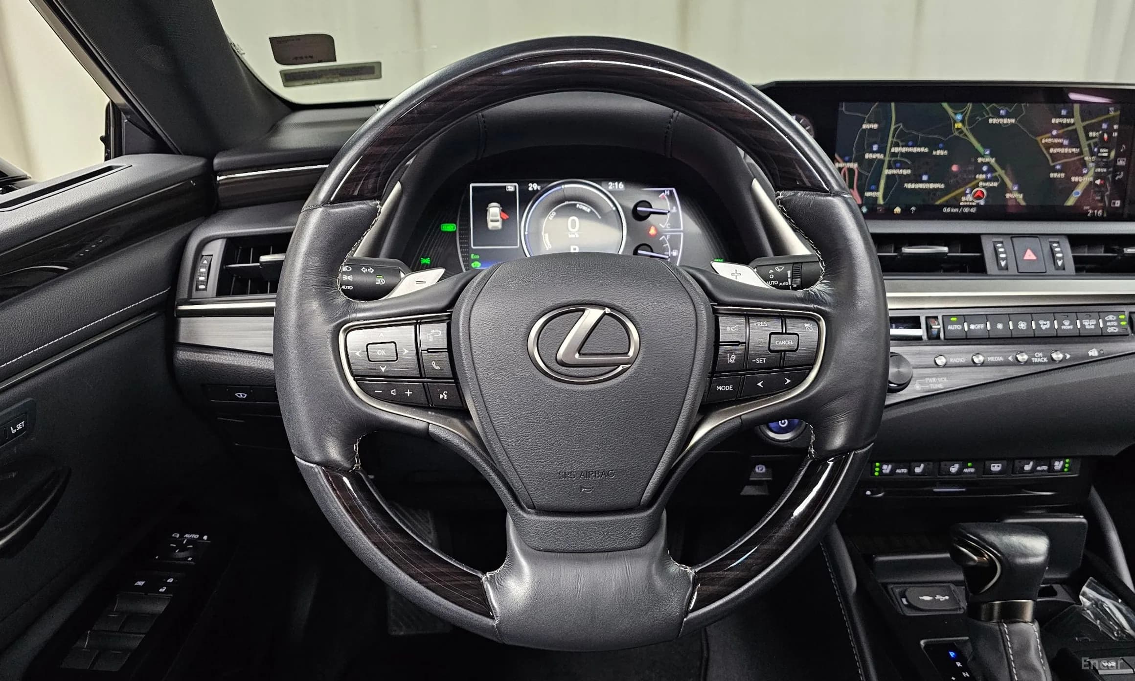 ES300h 7th Generation